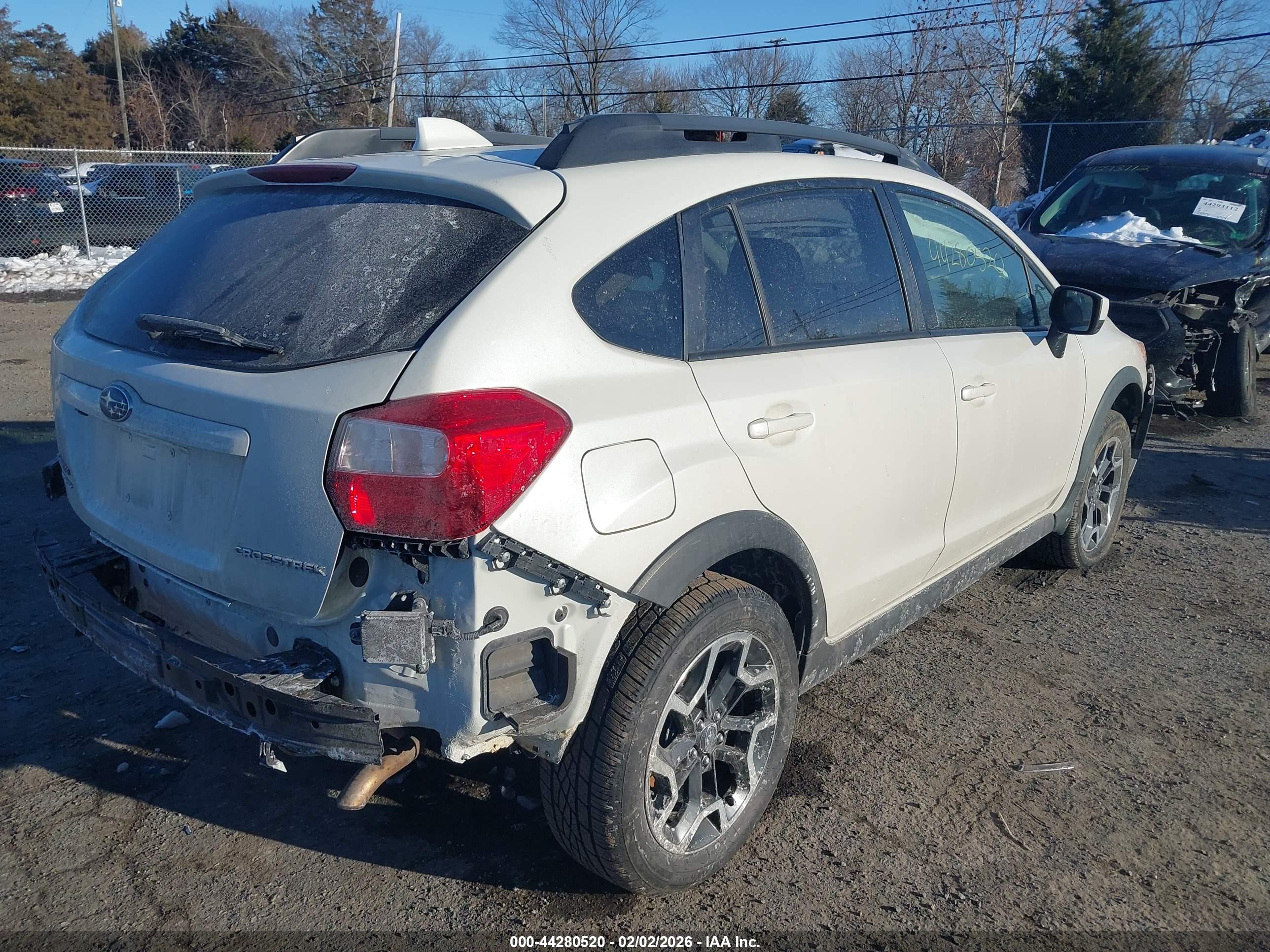 SUBARU CROSSTREK image 4