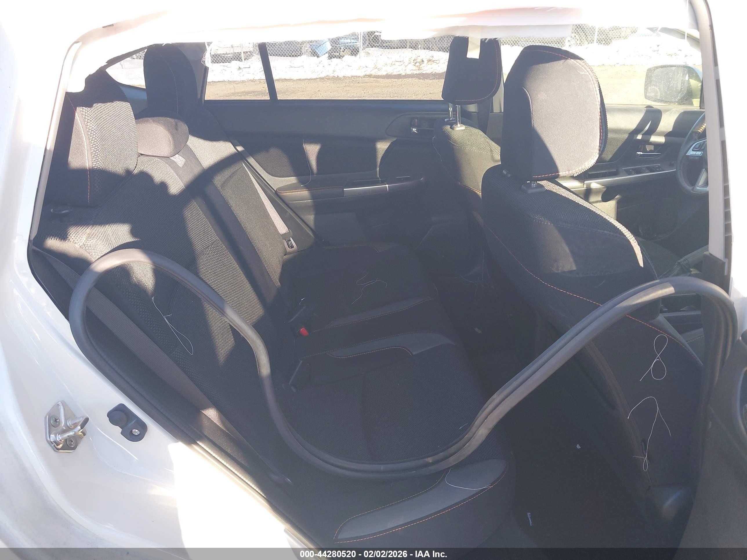 SUBARU CROSSTREK image 8
