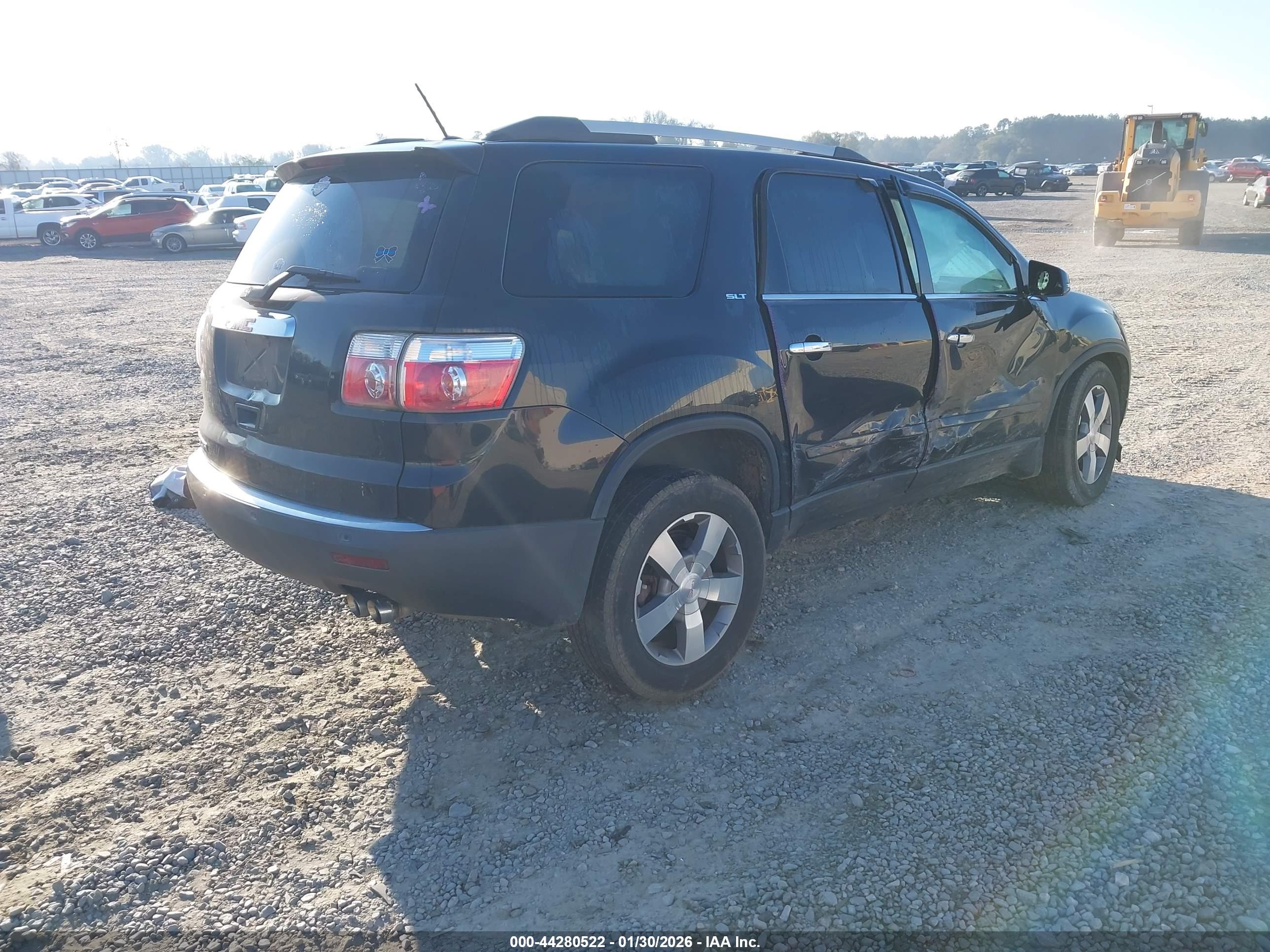 GMC ACADIA image 4