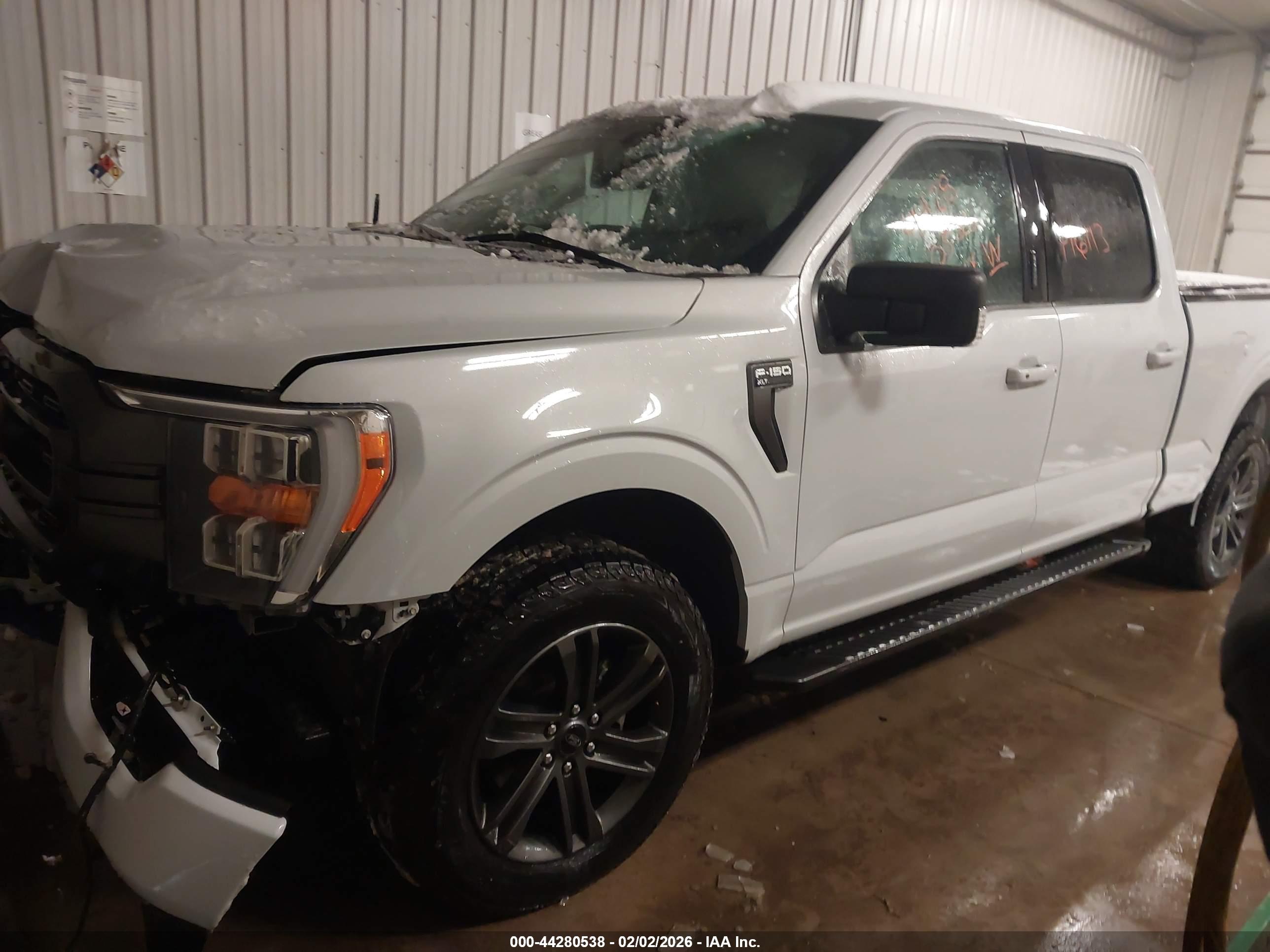 FORD F-150 image 2