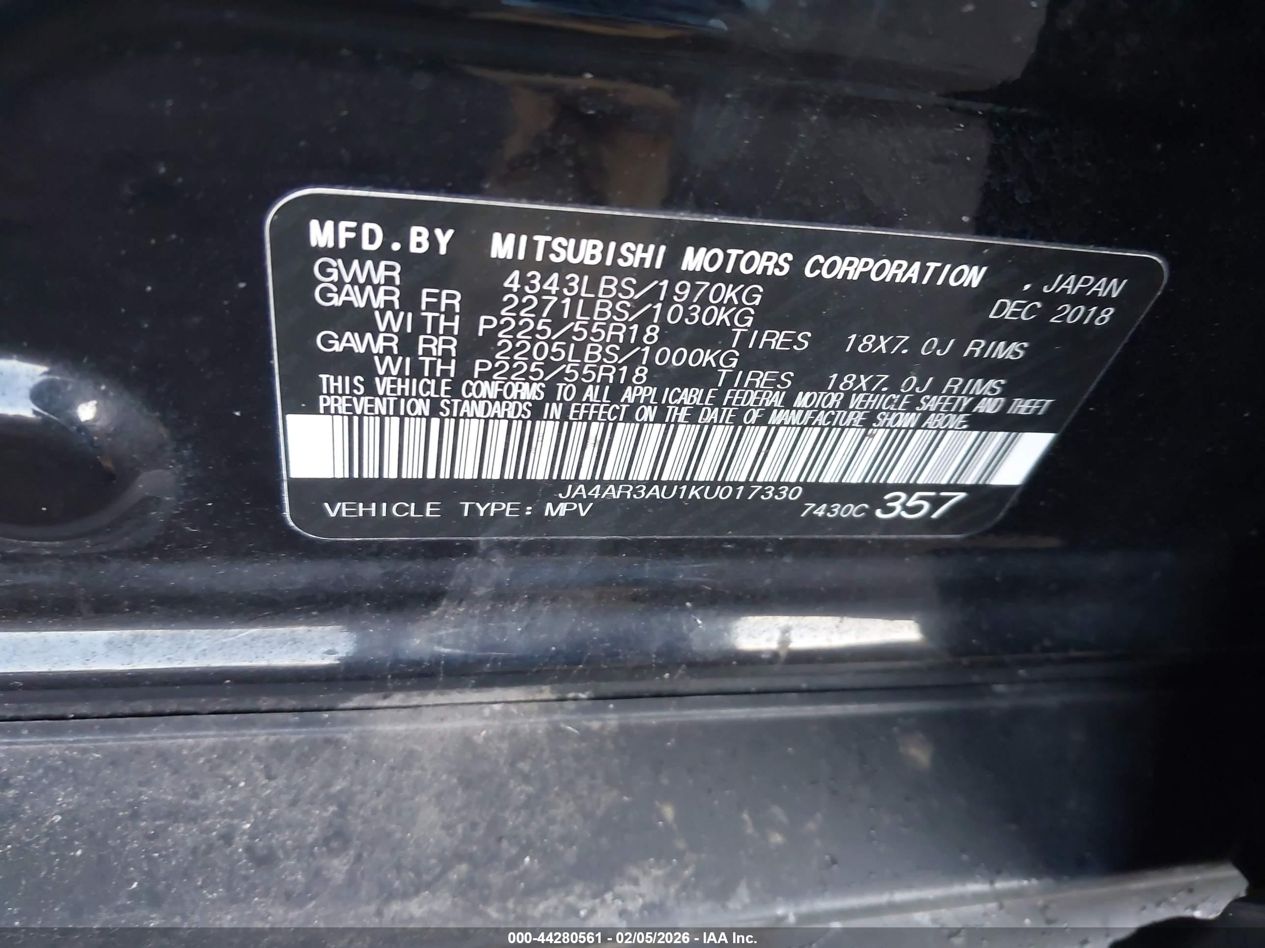 MITSUBISHI OUTLANDER image 9
