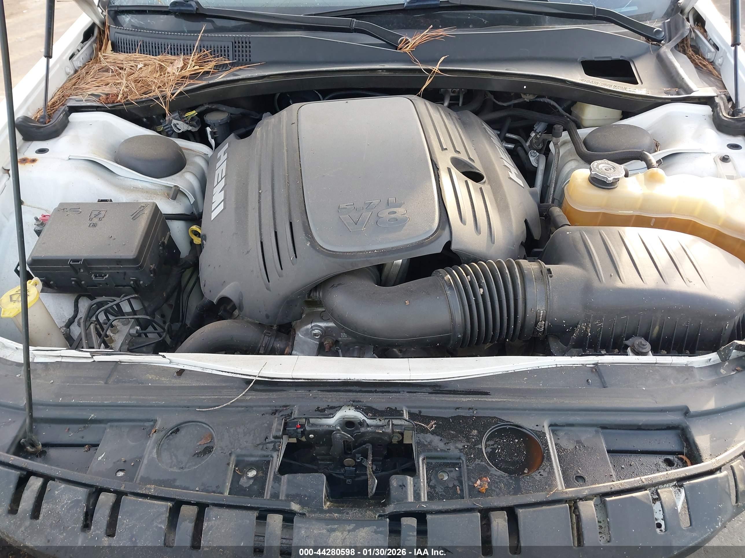 CHRYSLER 300C image 10