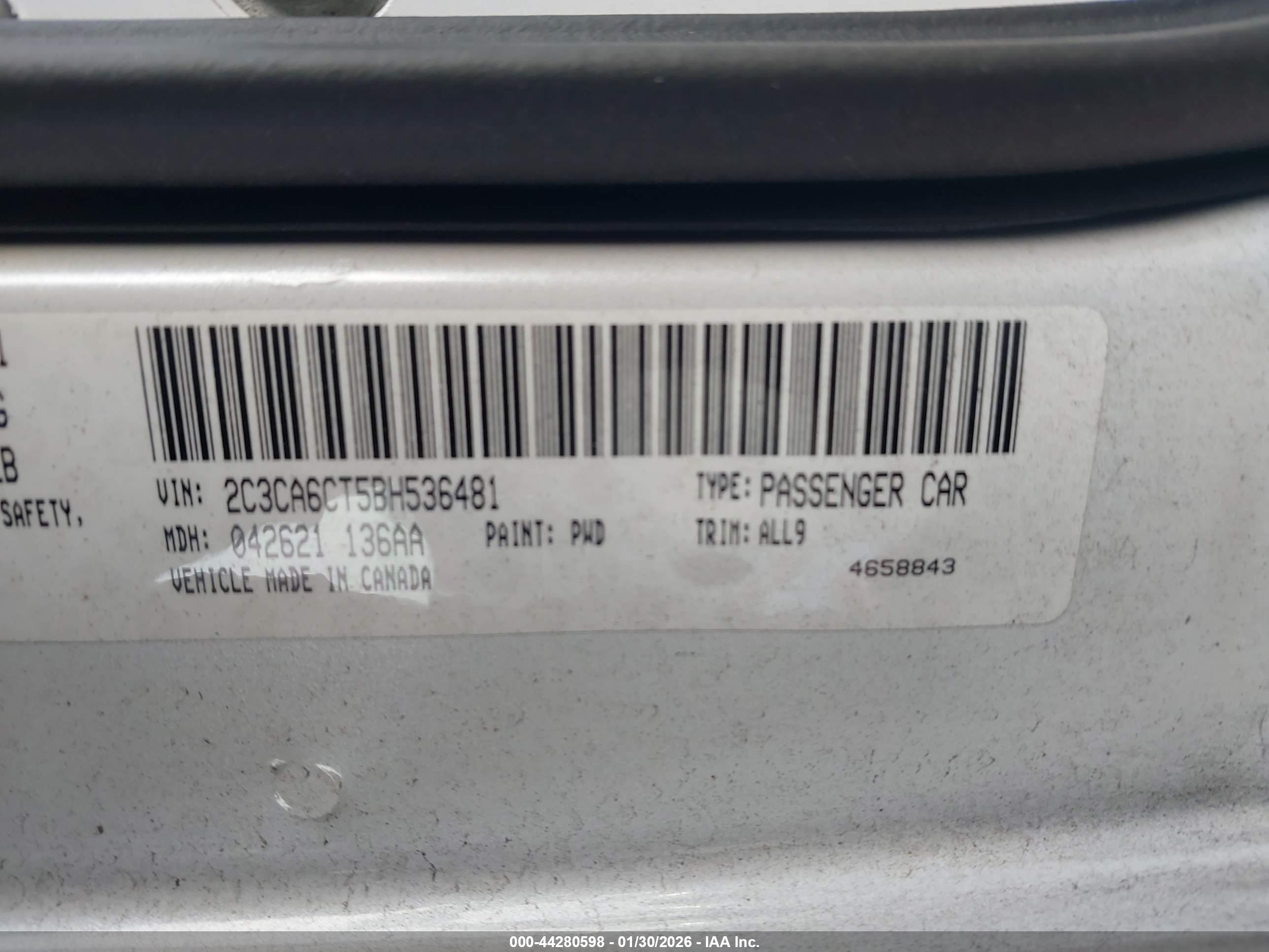 CHRYSLER 300C image 9