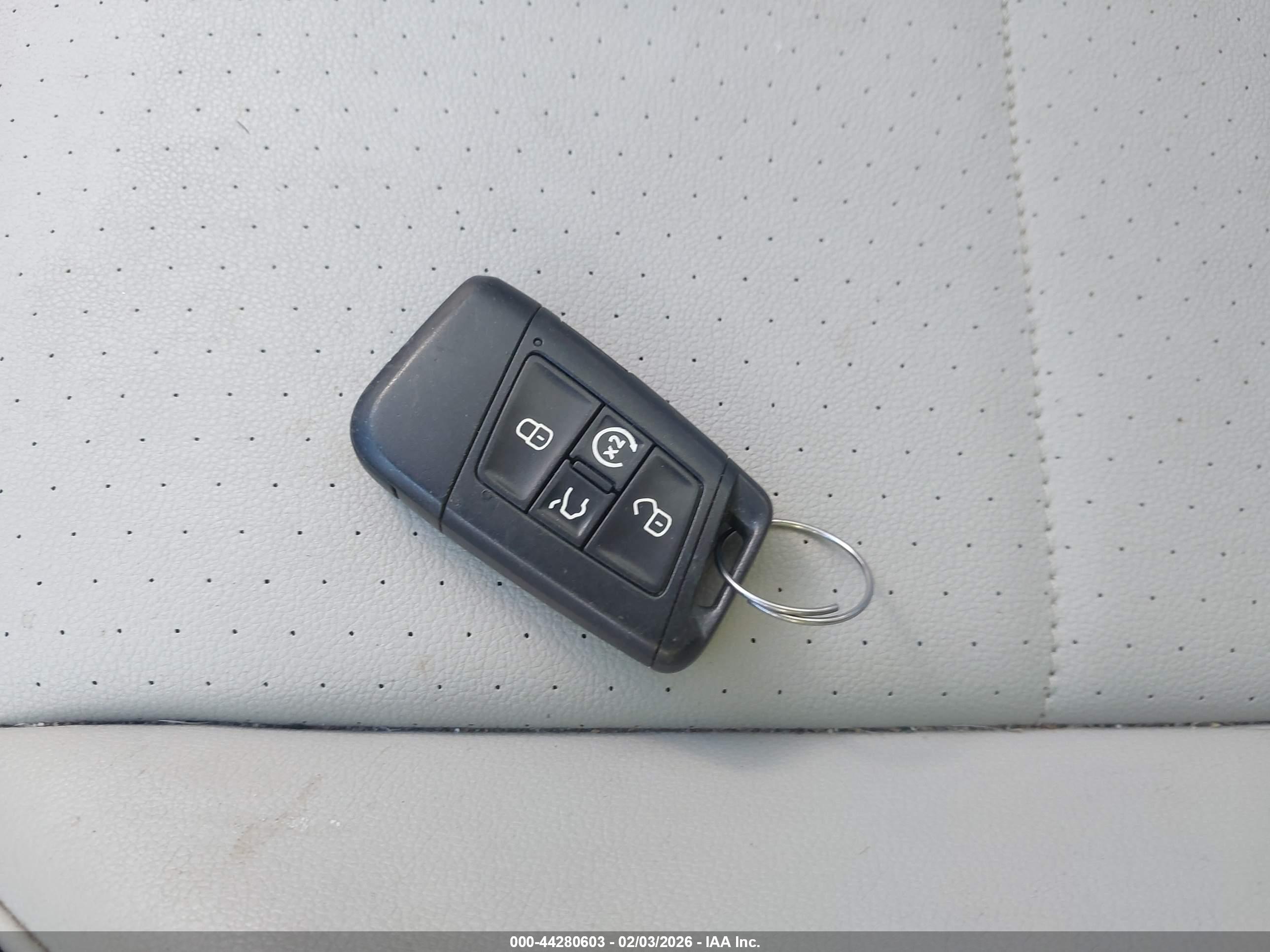 VOLKSWAGEN TIGUAN image 11