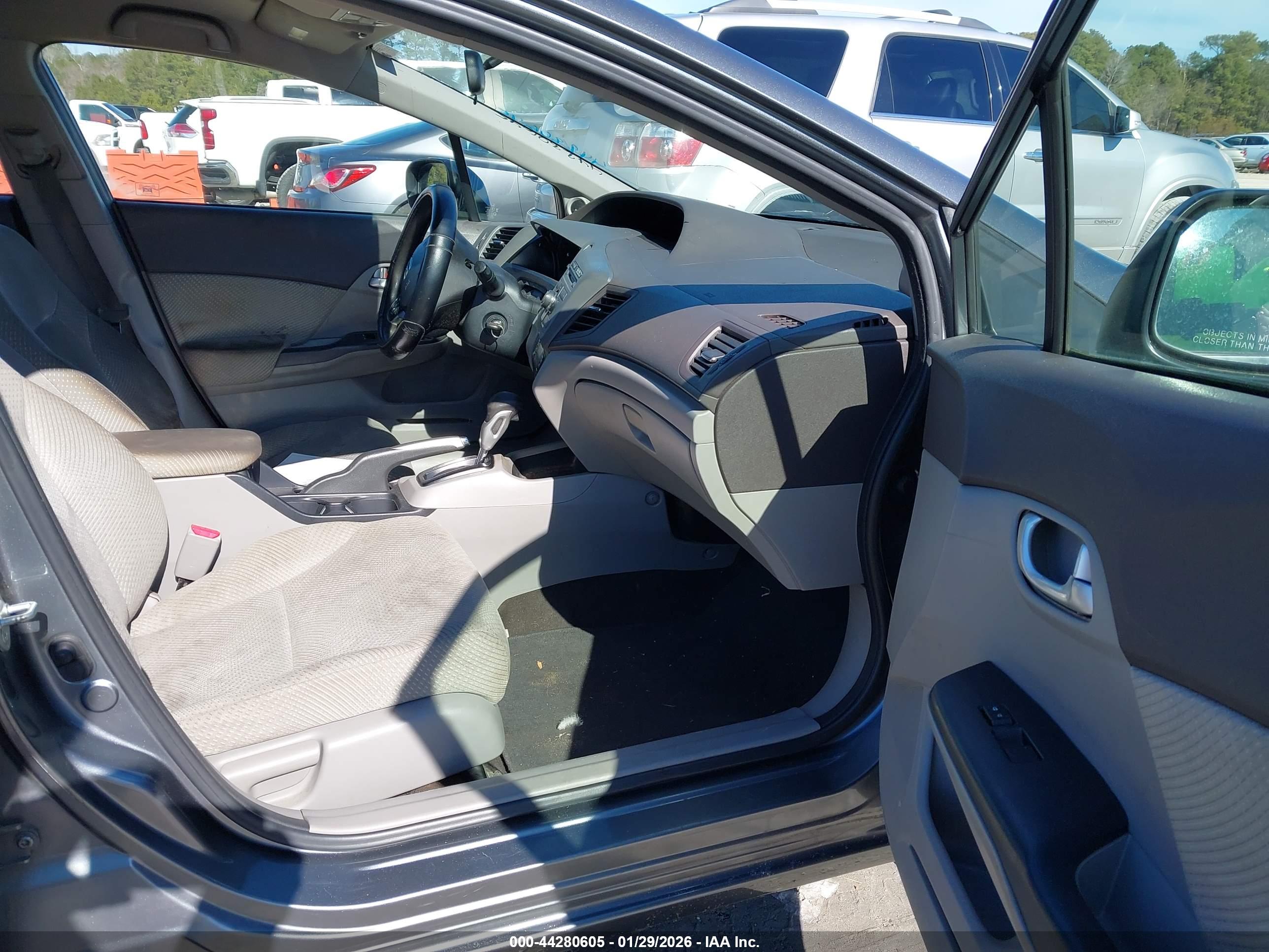 HONDA CIVIC image 5