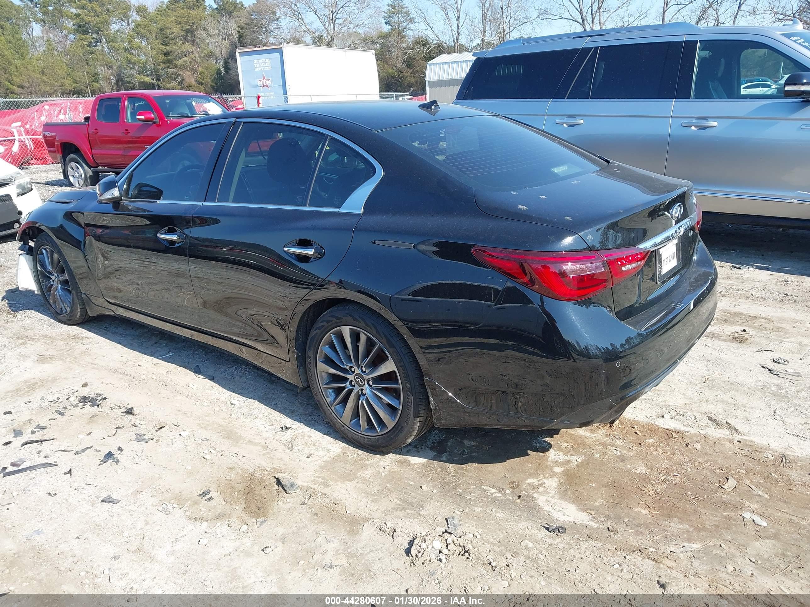 INFINITI Q50 image 3