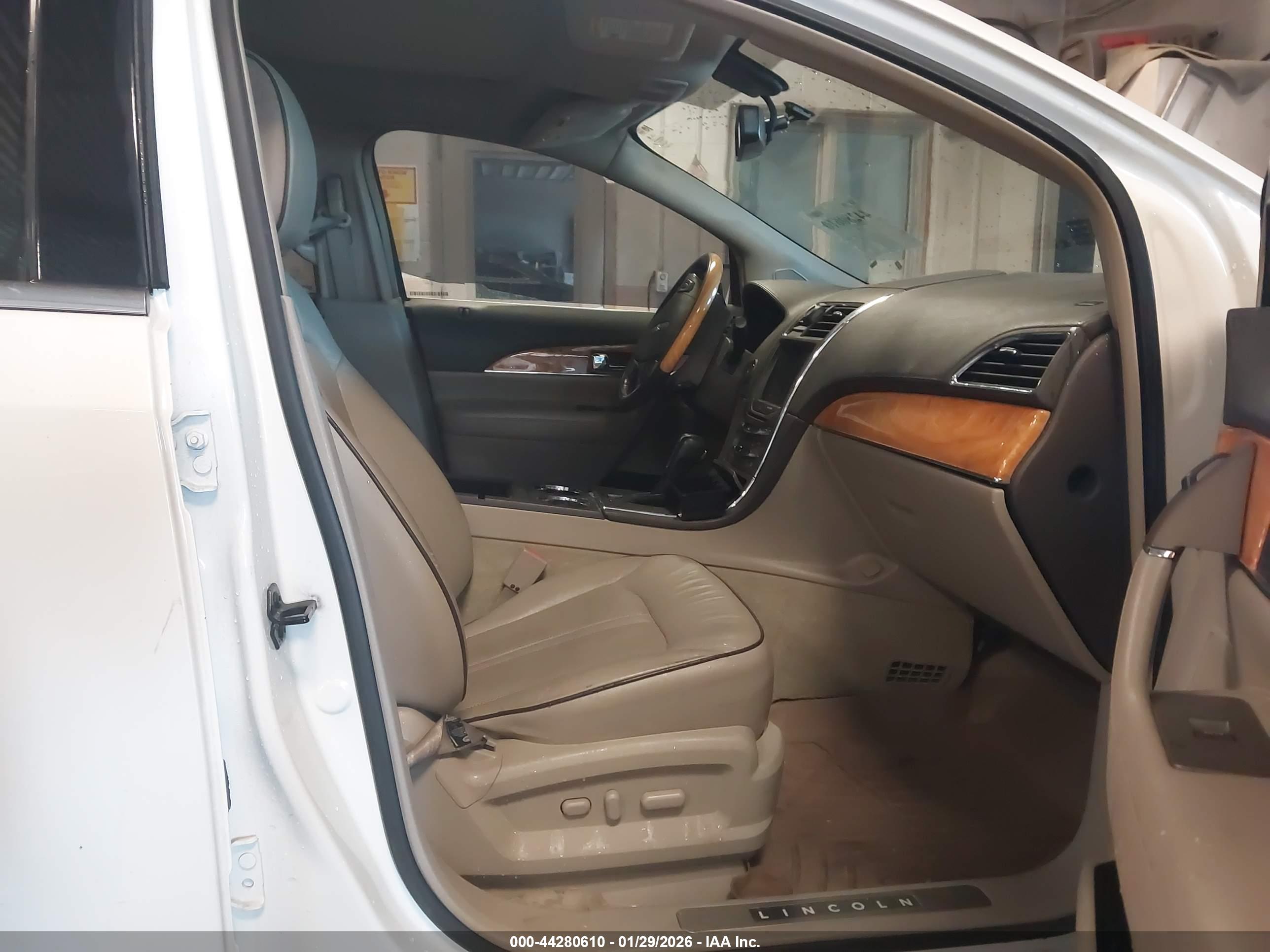 LINCOLN MKX image 5