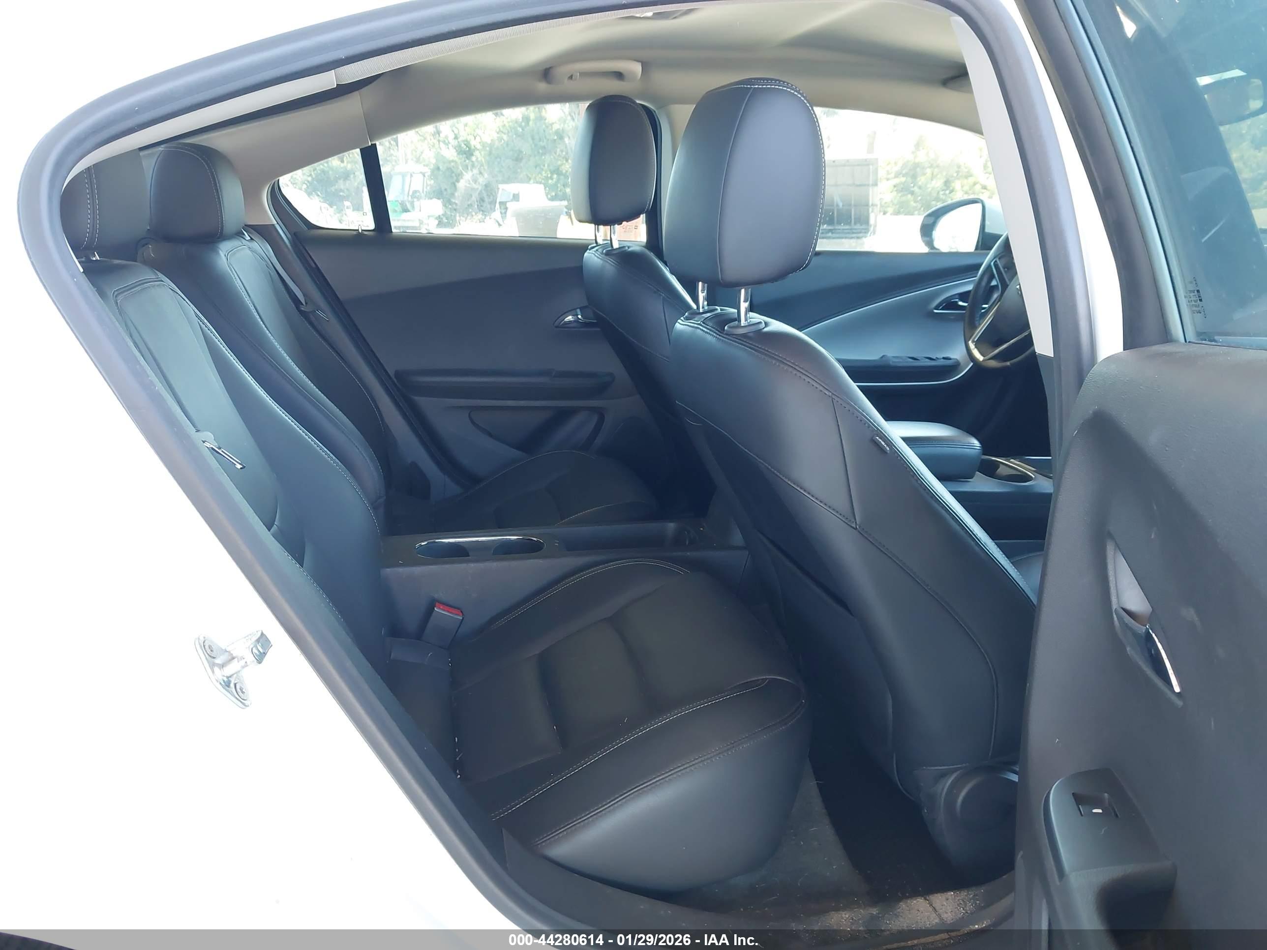 CHEVROLET VOLT image 8