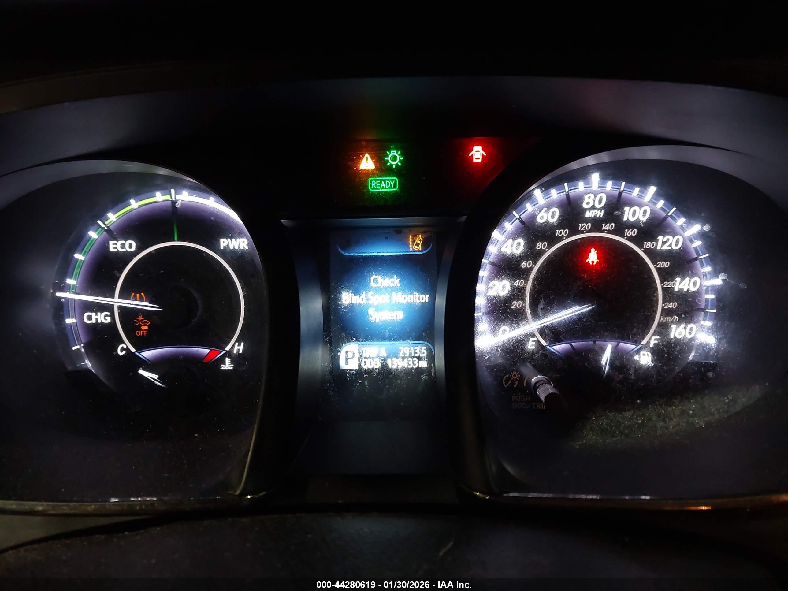 TOYOTA AVALON image 7