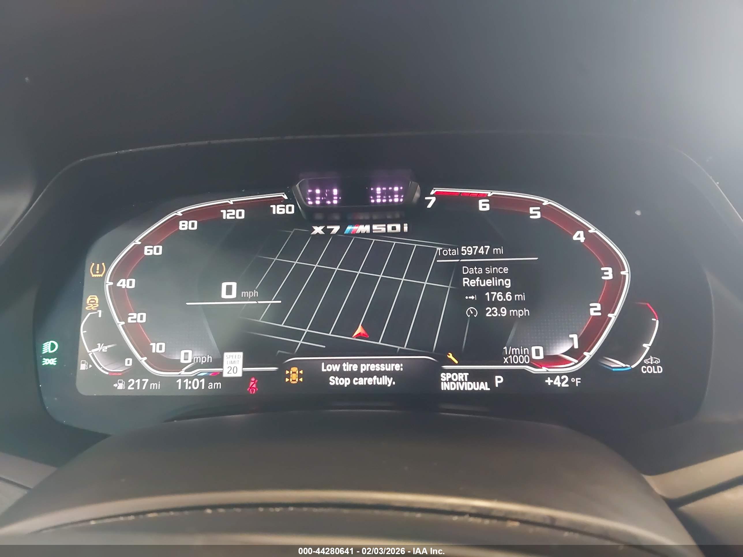 BMW X7 image 7