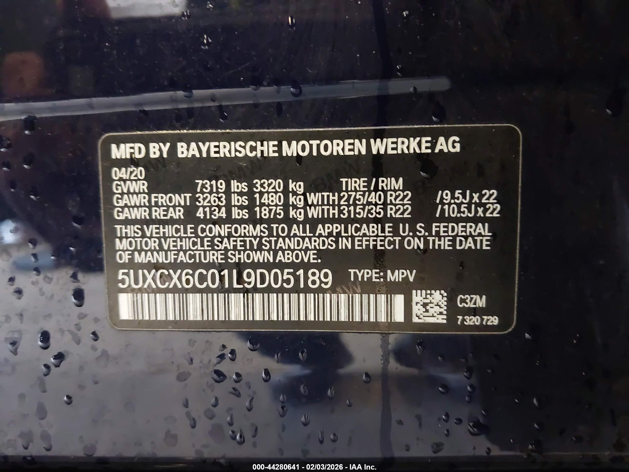 BMW X7 image 9