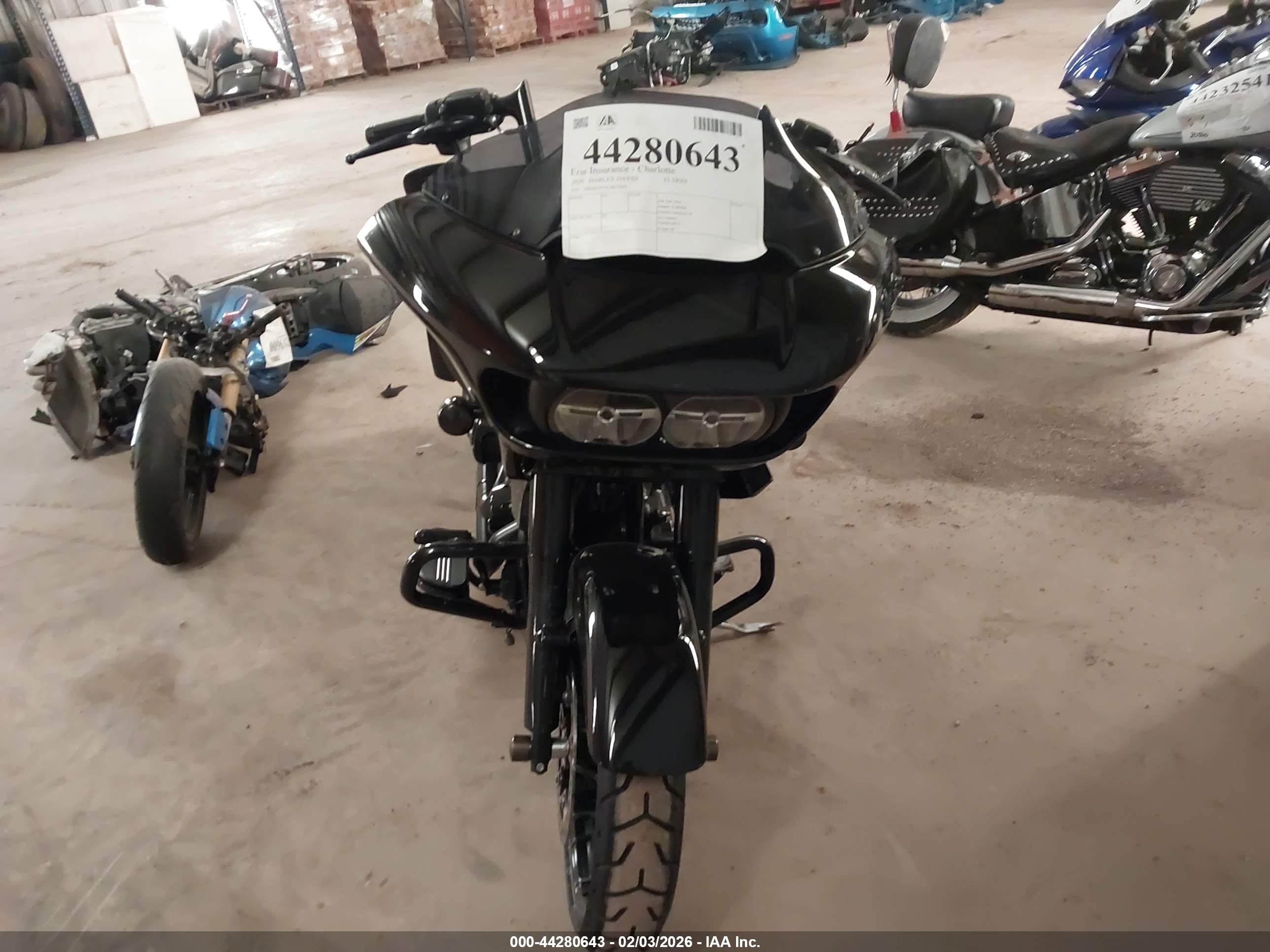 HARLEY-DAVIDSON FLTRXS image 5