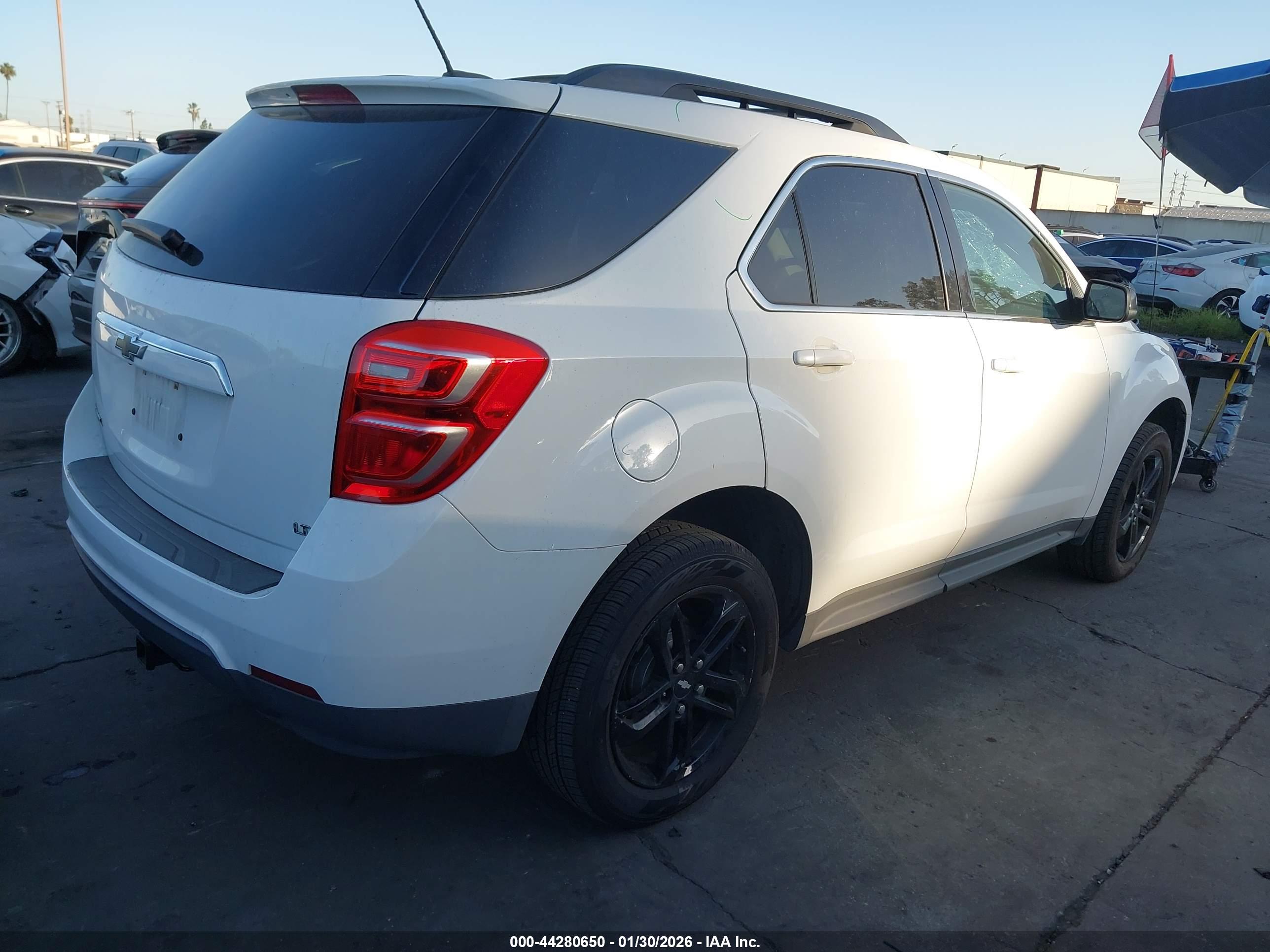 CHEVROLET EQUINOX image 4
