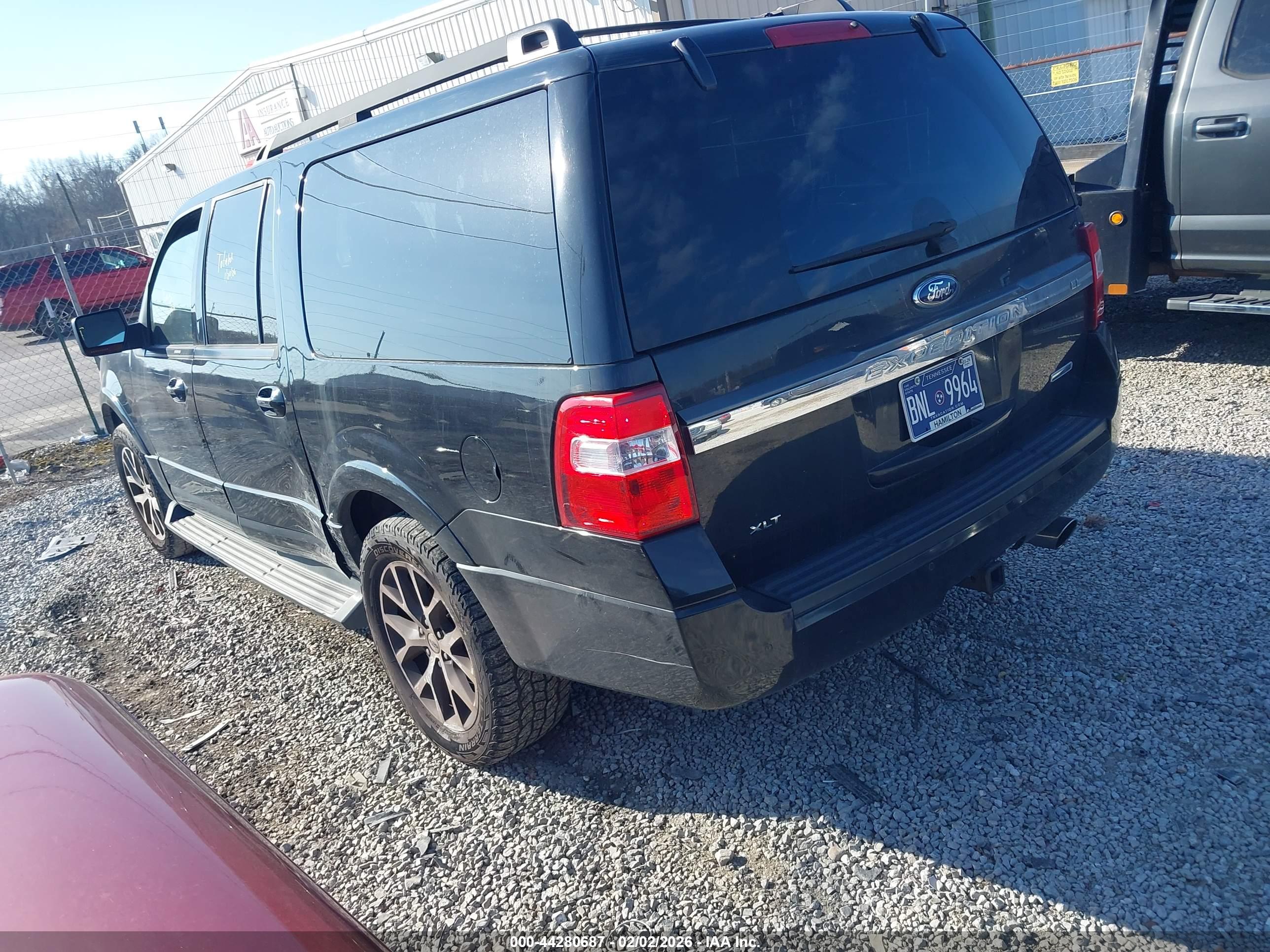 FORD EXPEDITION image 3