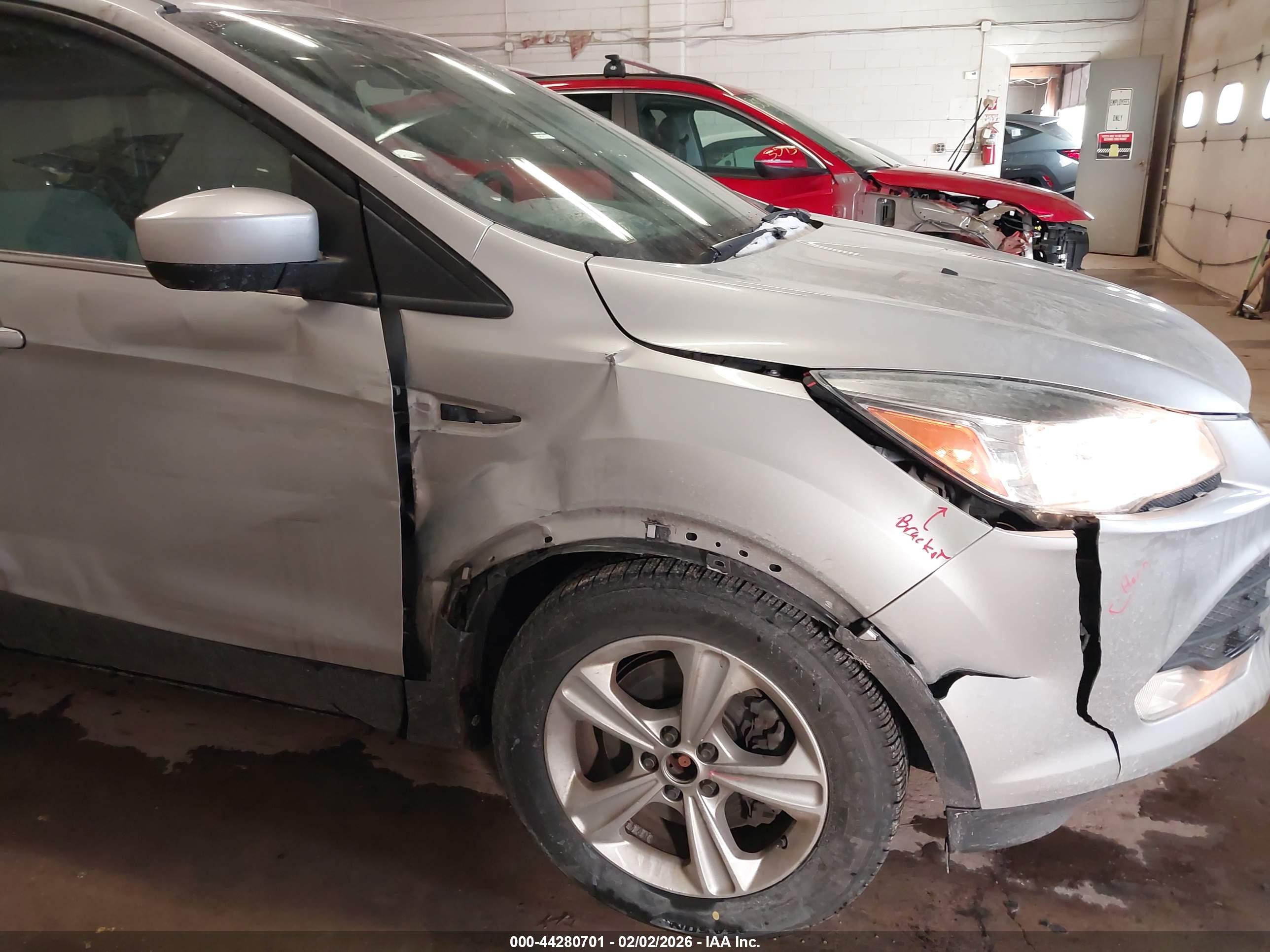 FORD ESCAPE image 6