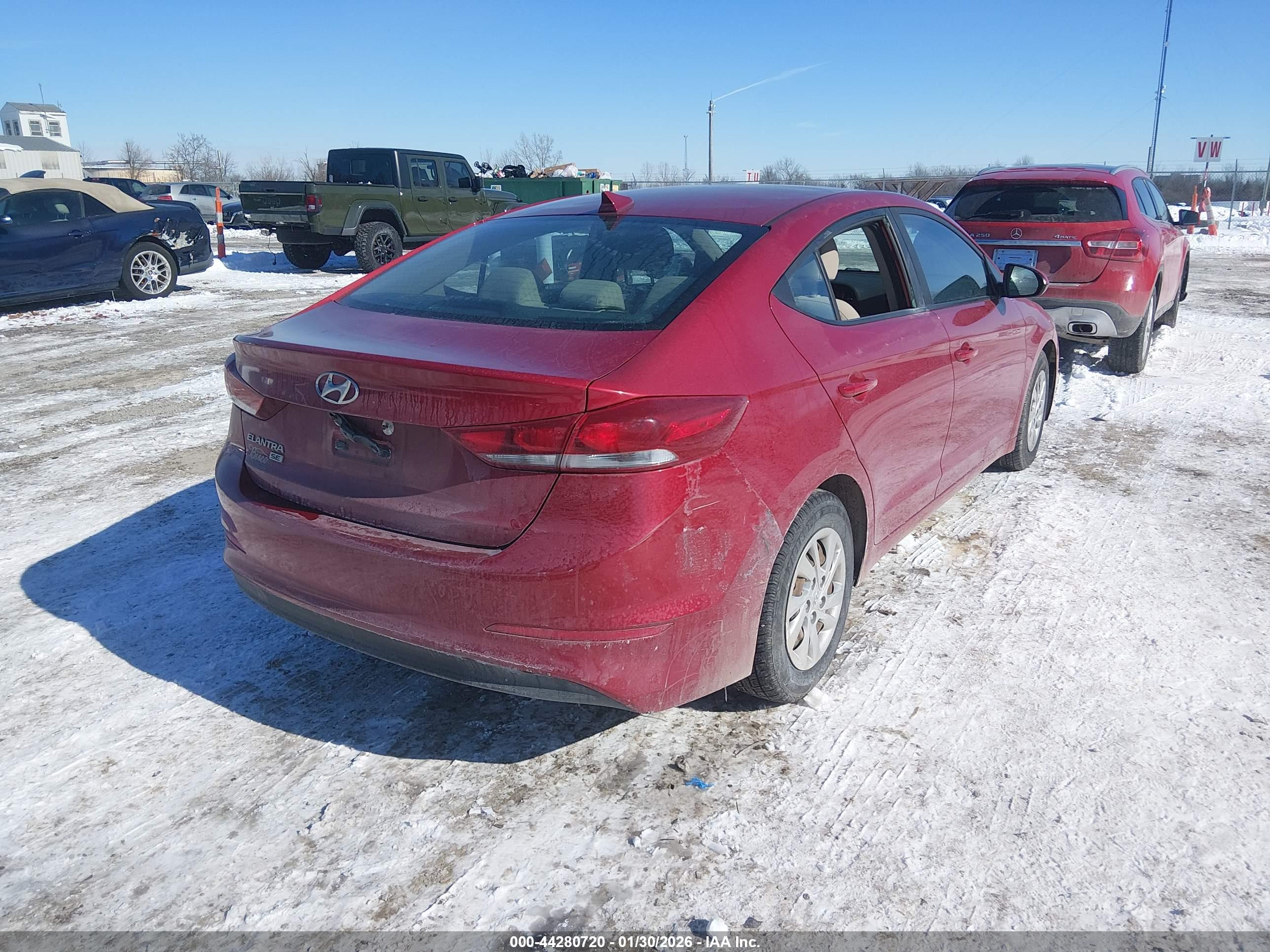 HYUNDAI ELANTRA image 4