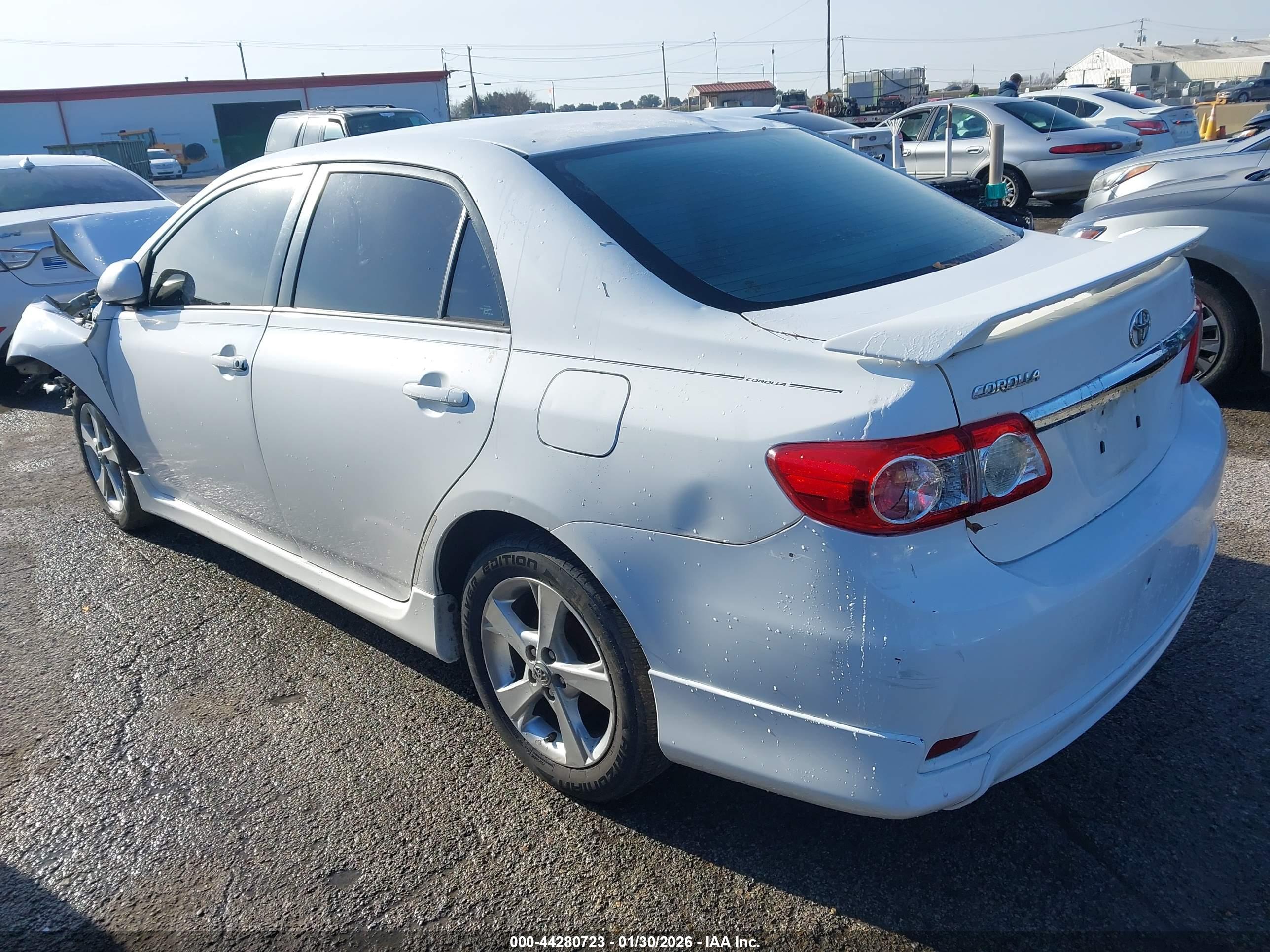TOYOTA COROLLA image 3