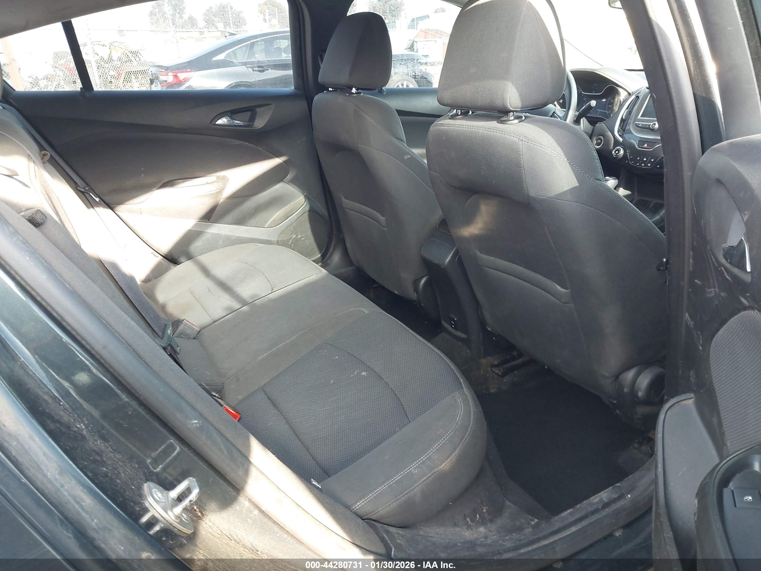 CHEVROLET CRUZE image 8