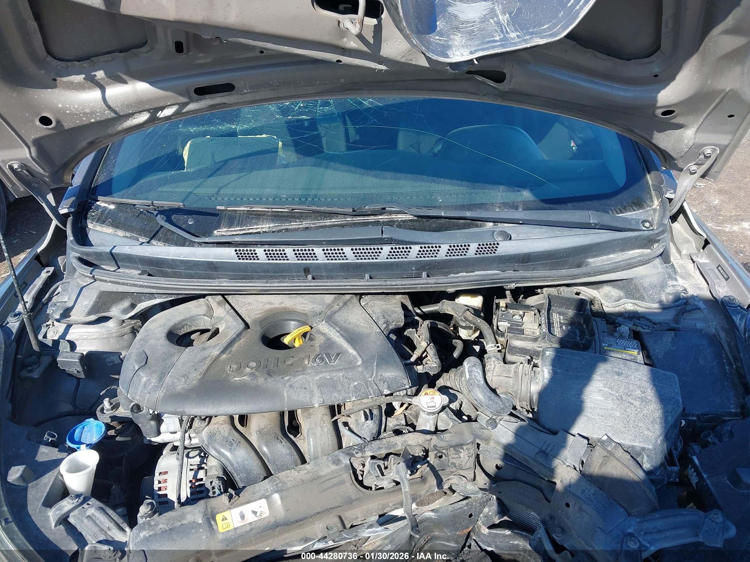 HYUNDAI ELANTRA image 10