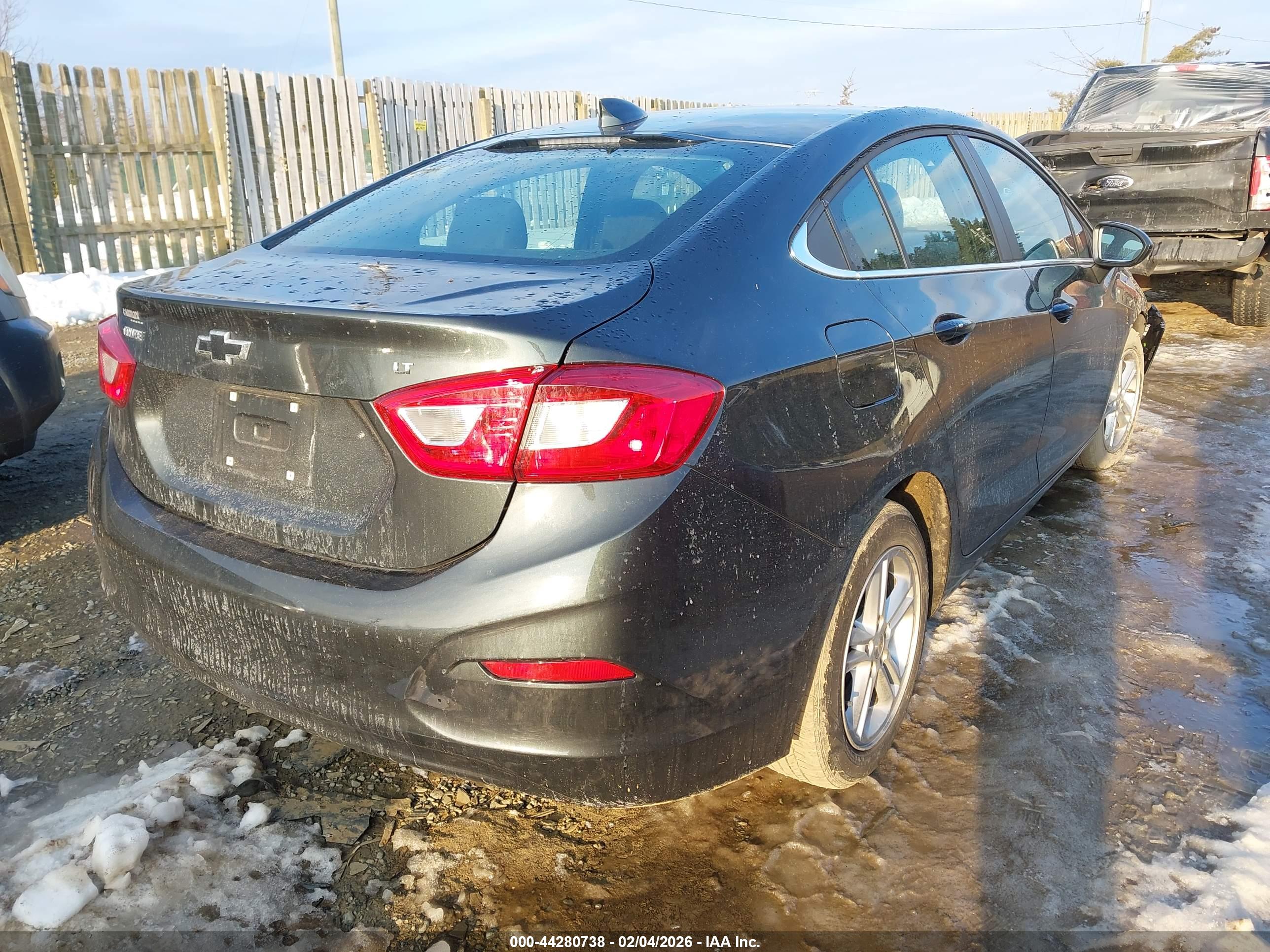 CHEVROLET CRUZE image 4