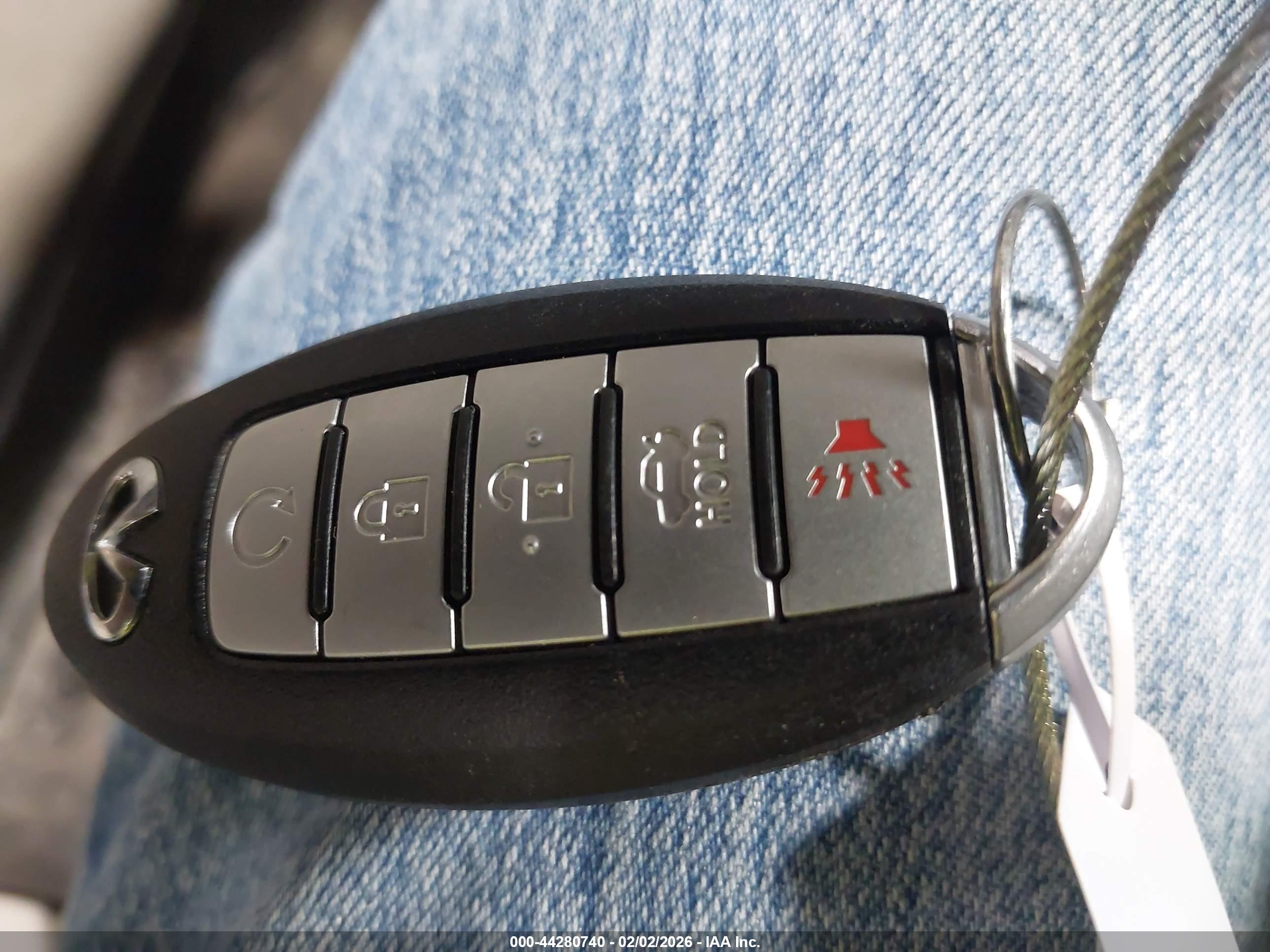 INFINITI Q50 image 11