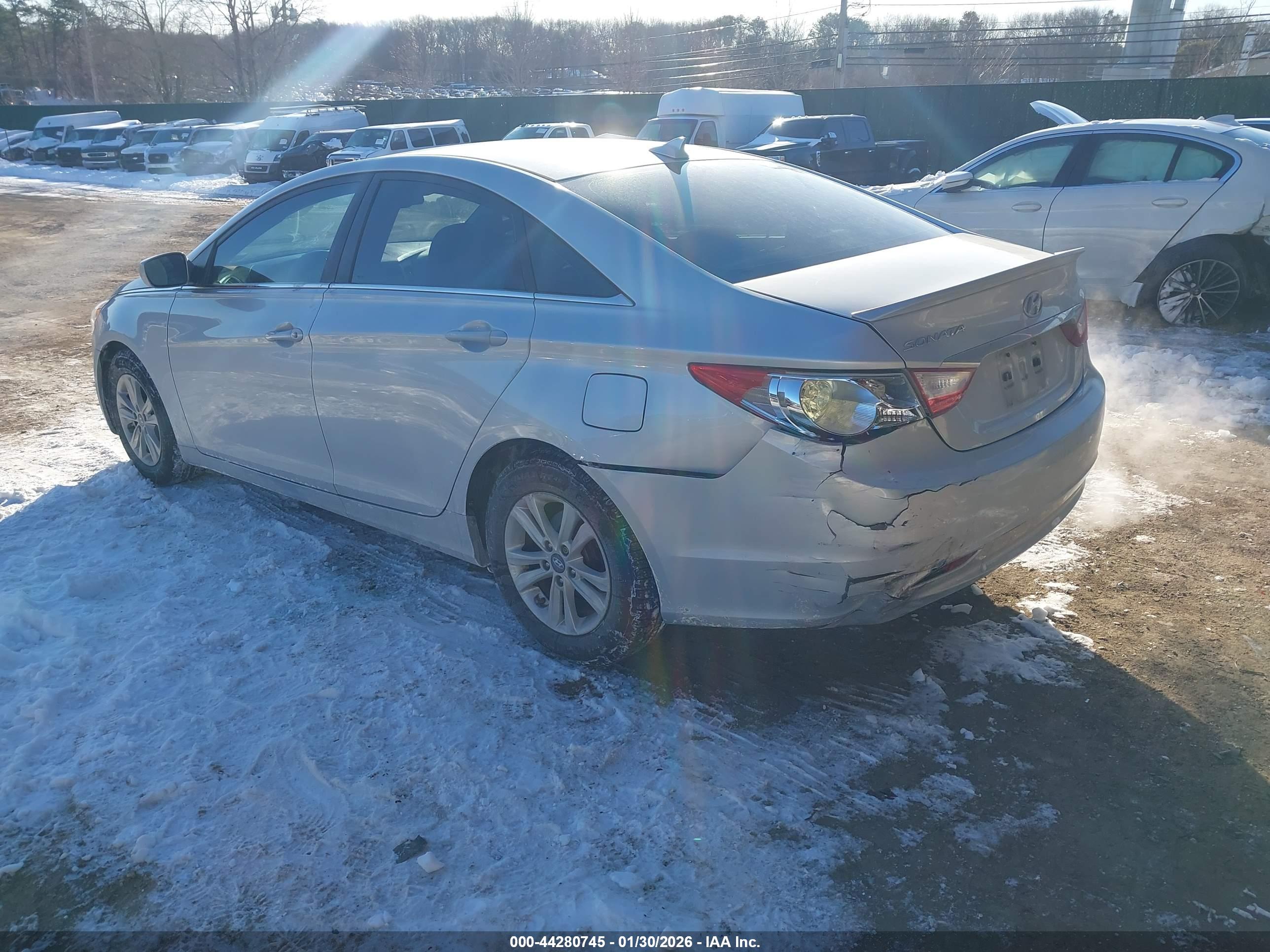 HYUNDAI SONATA image 3