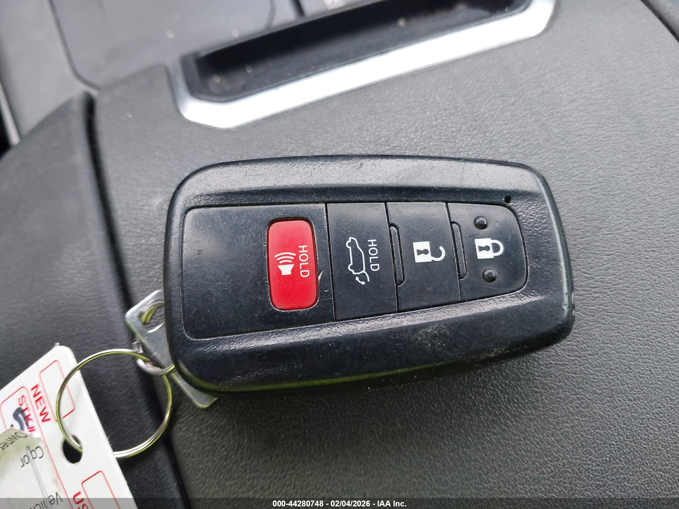 TOYOTA HIGHLANDER image 11