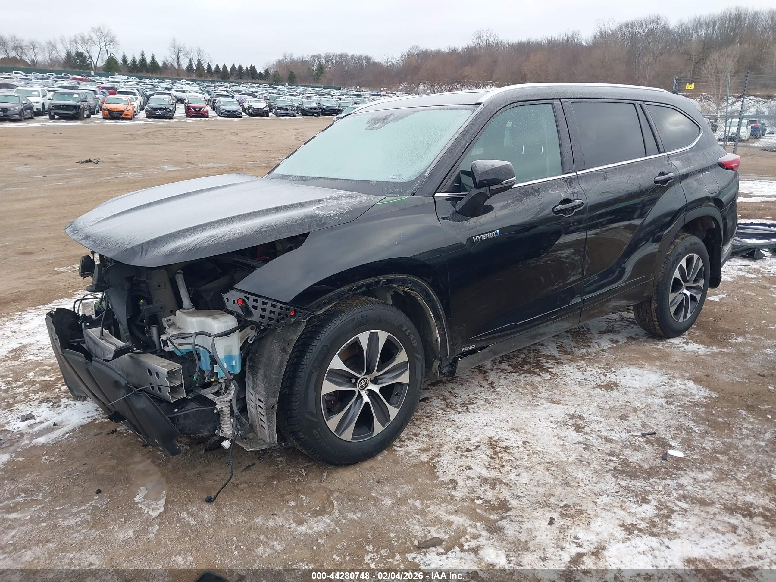 TOYOTA HIGHLANDER image 2