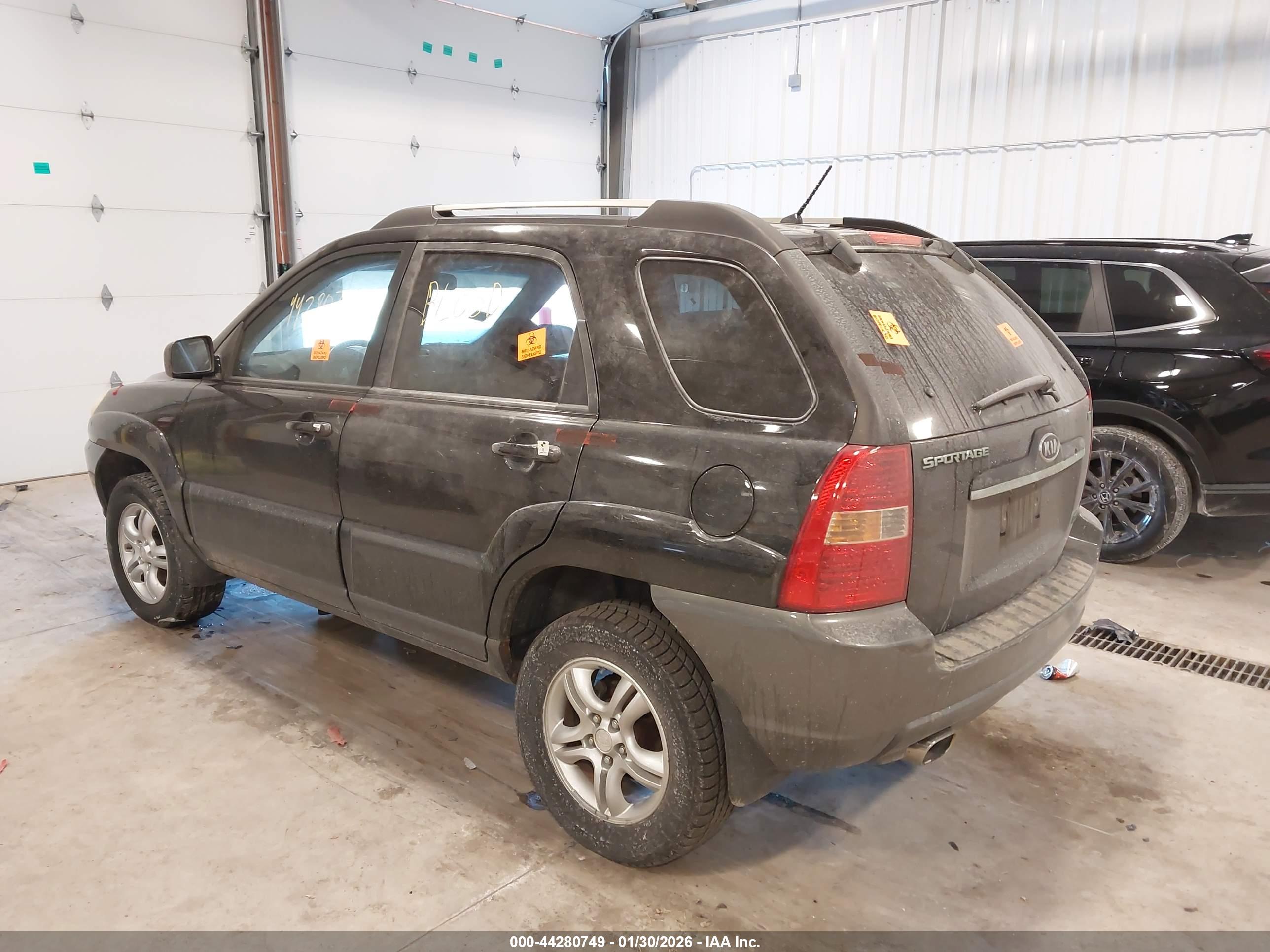 KIA SPORTAGE image 3