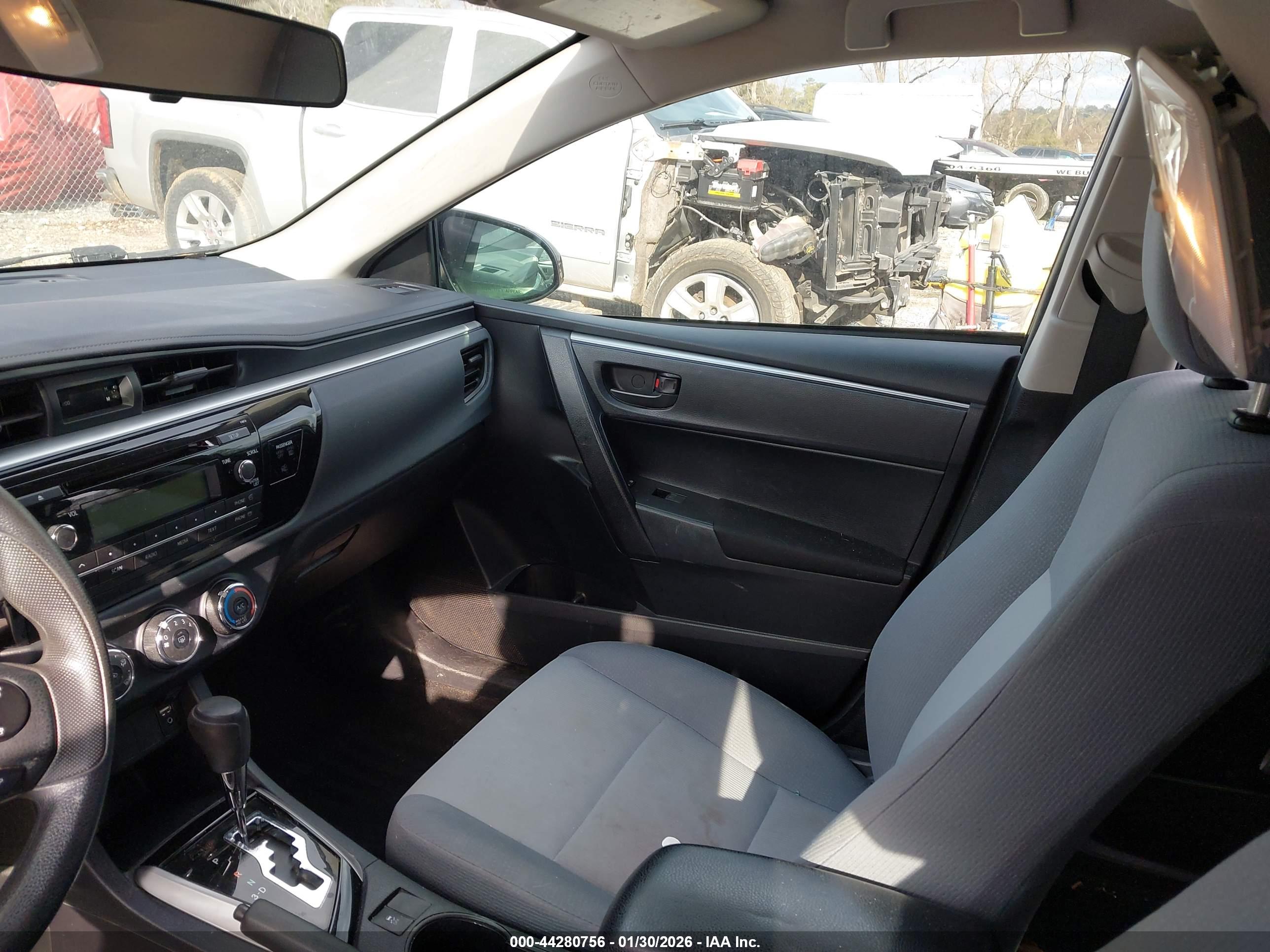 TOYOTA COROLLA image 5