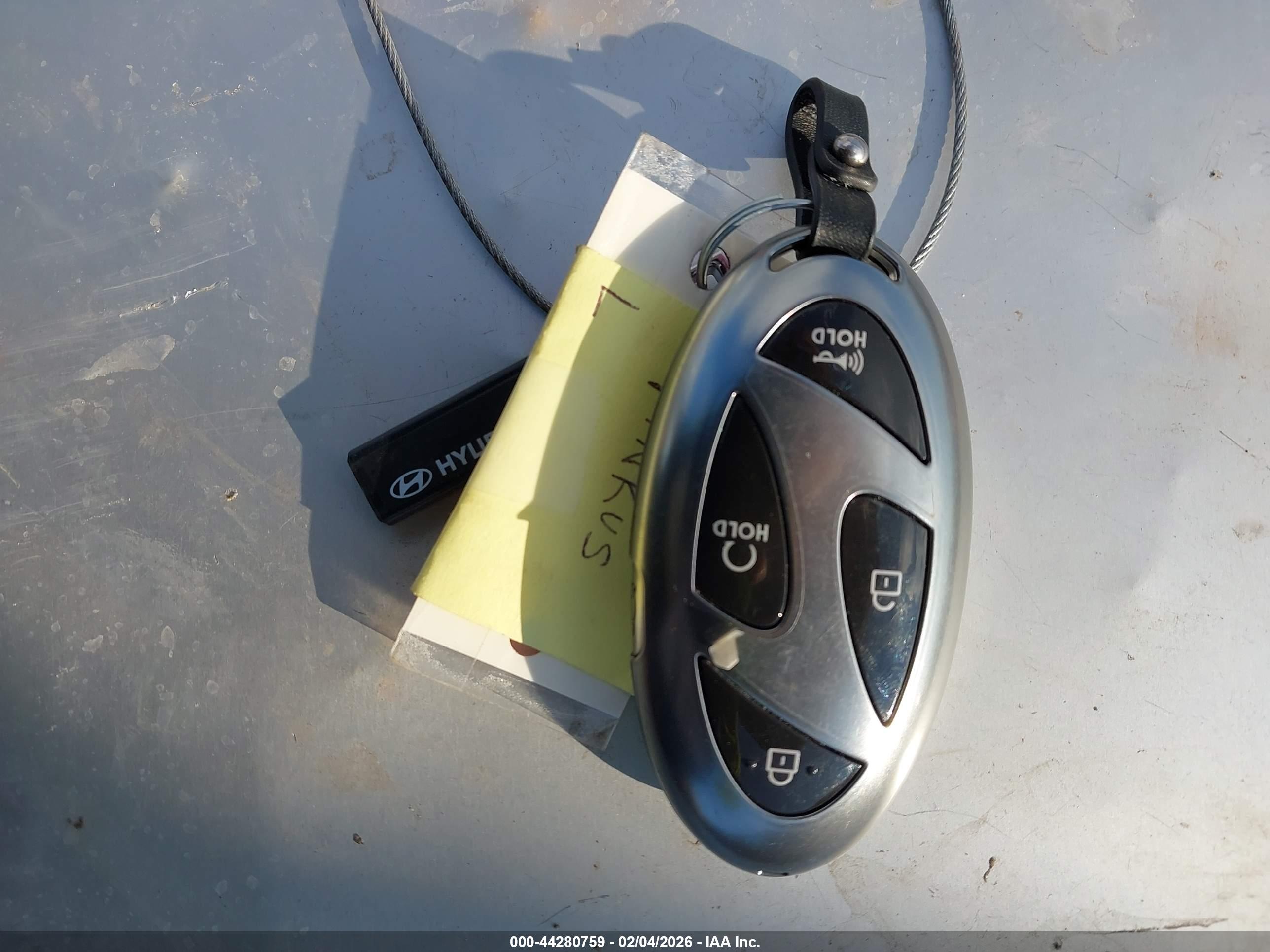 HYUNDAI ELANTRA image 11