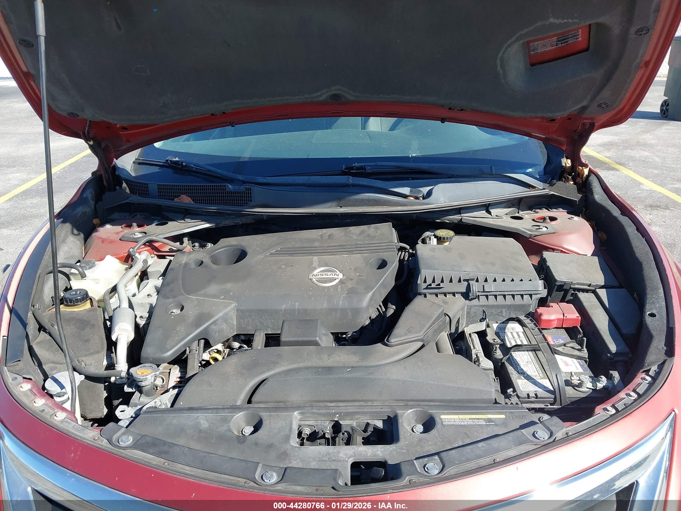 NISSAN ALTIMA image 10