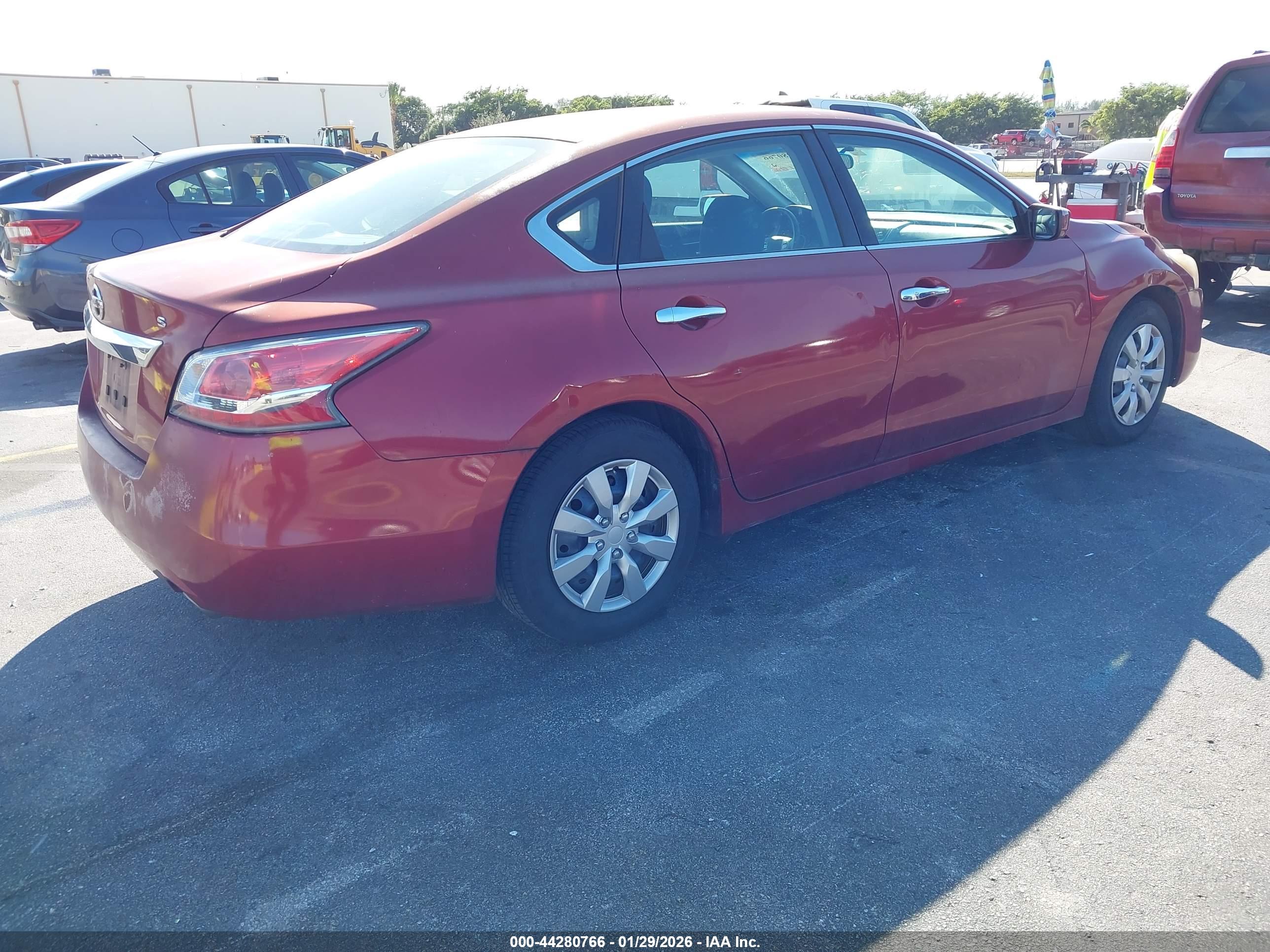 NISSAN ALTIMA image 4
