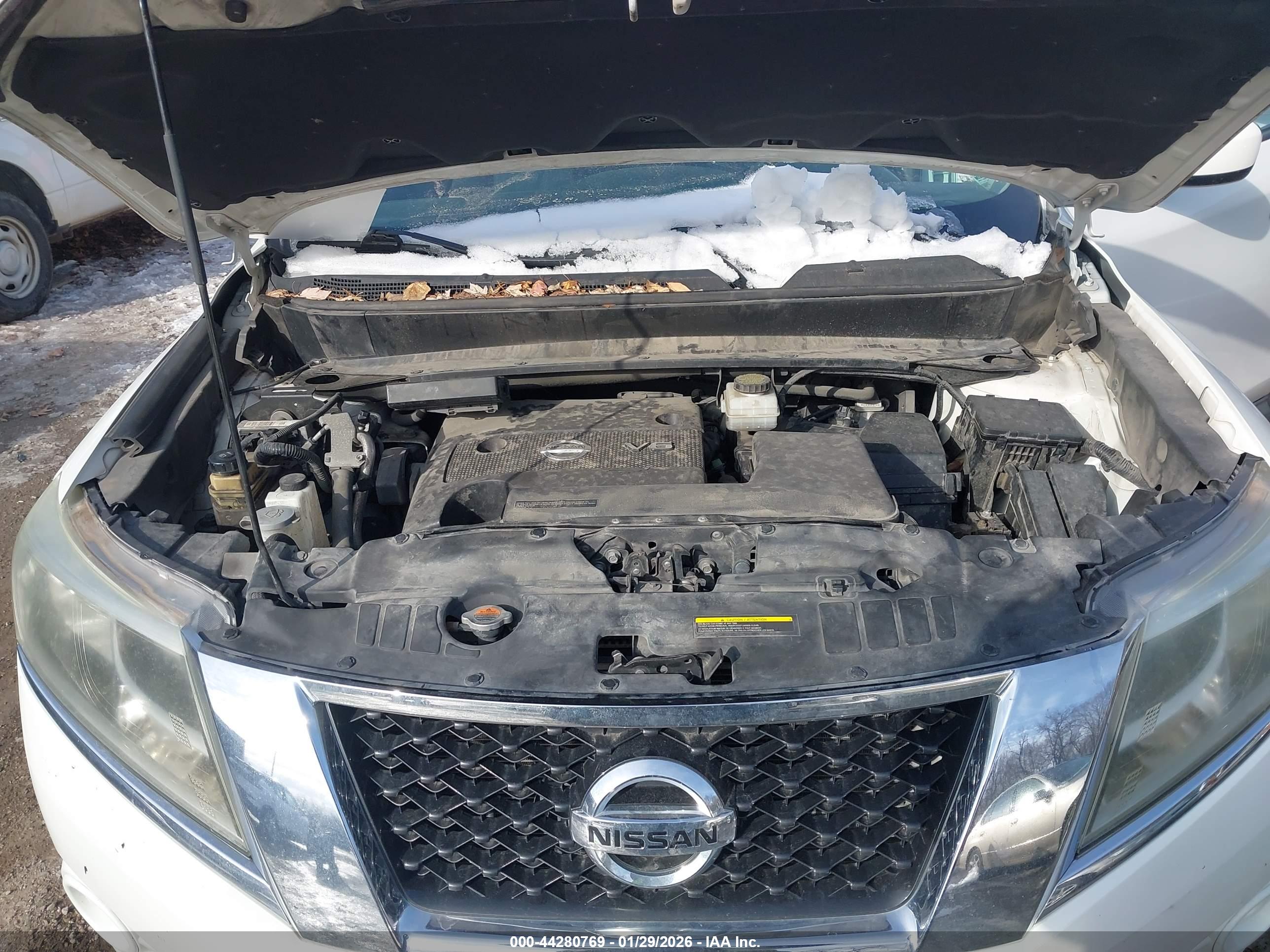 NISSAN PATHFINDER image 10