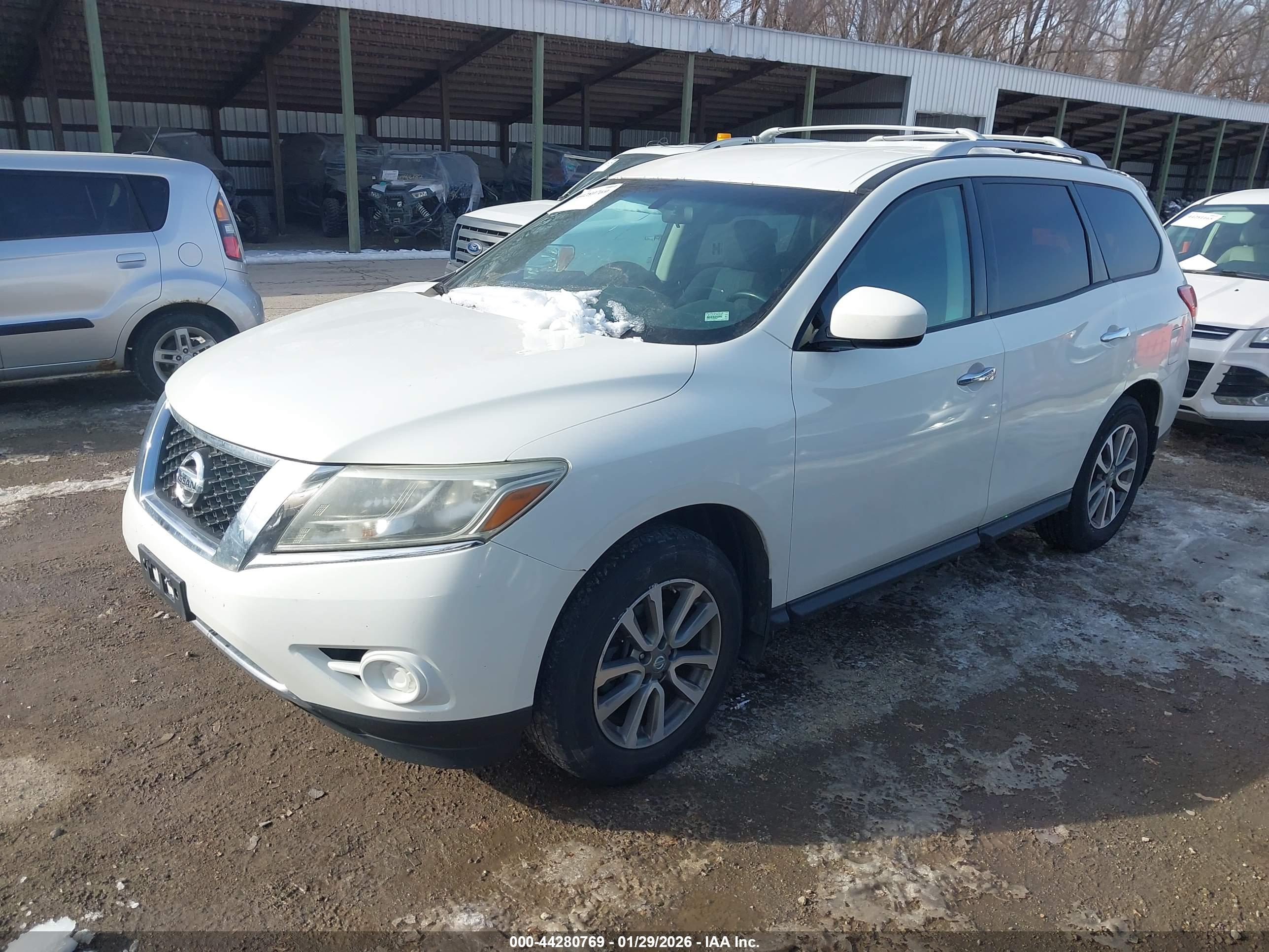 NISSAN PATHFINDER image 2
