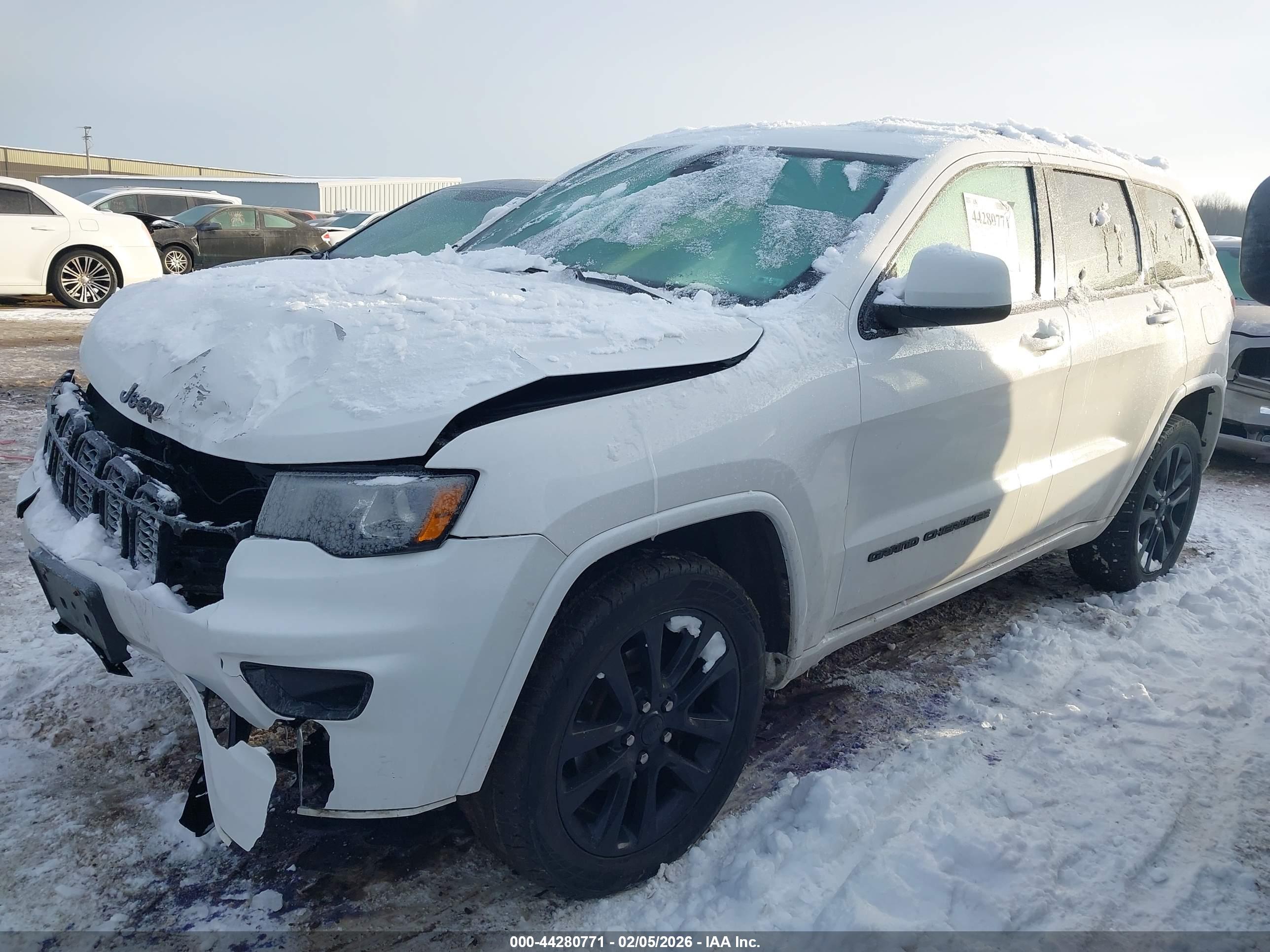JEEP GRAND image 2