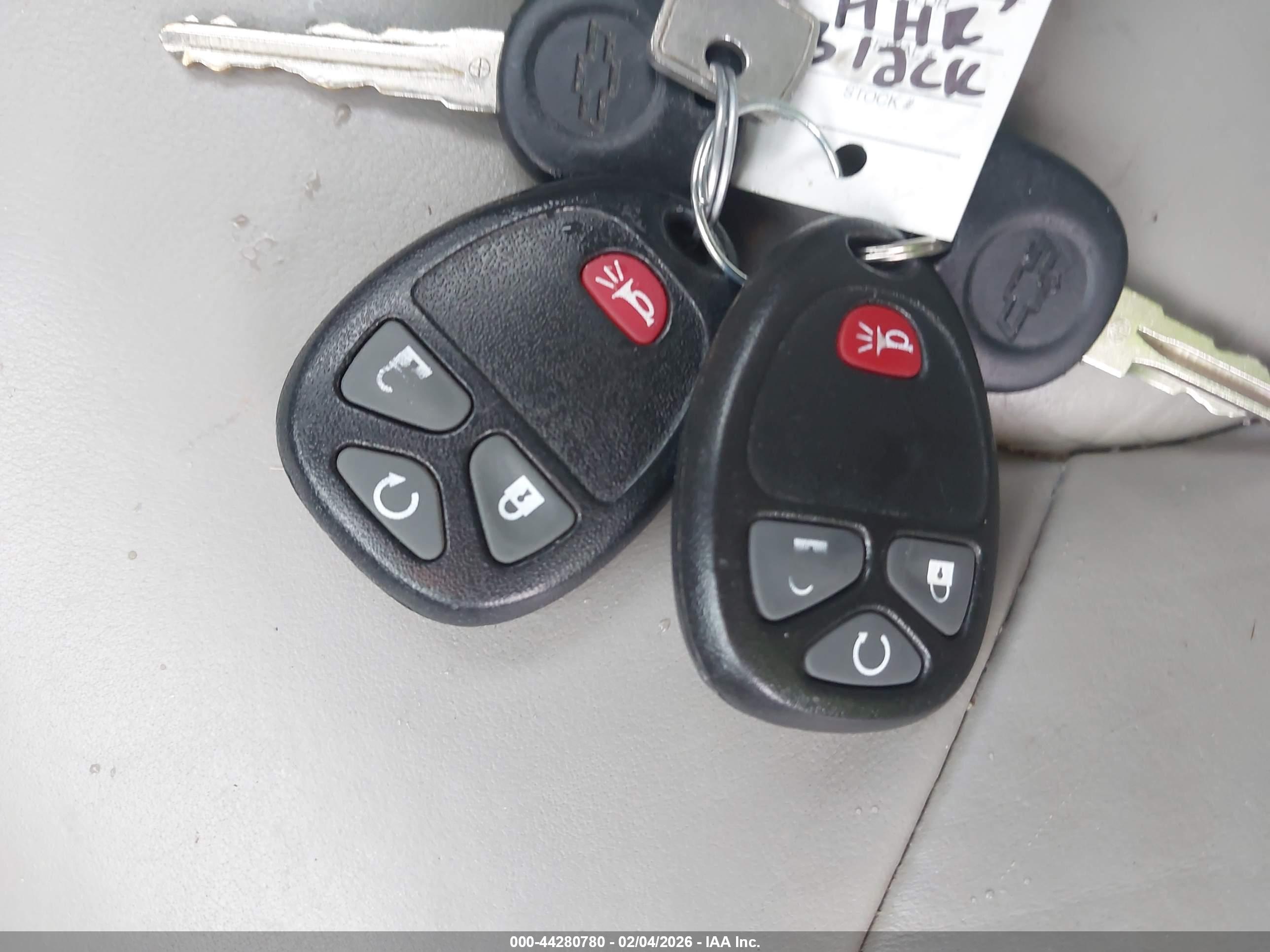 CHEVROLET HHR image 11