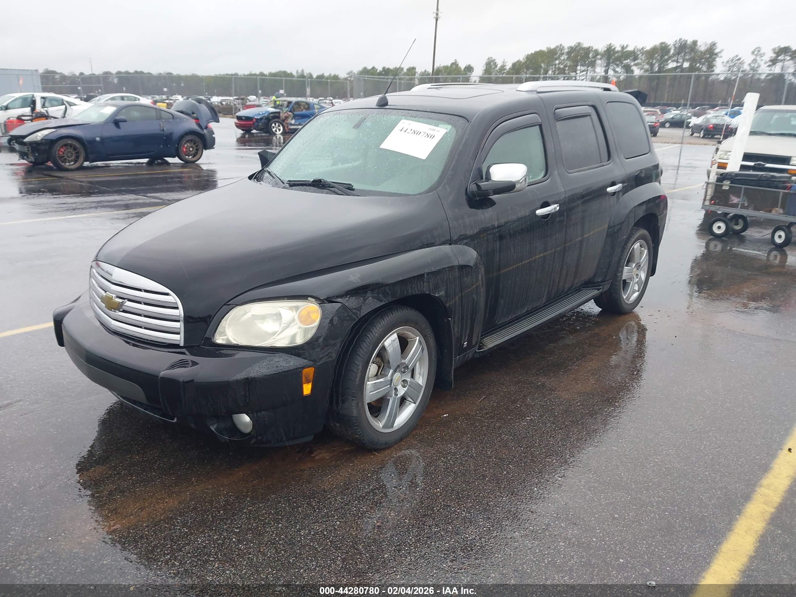 CHEVROLET HHR image 2