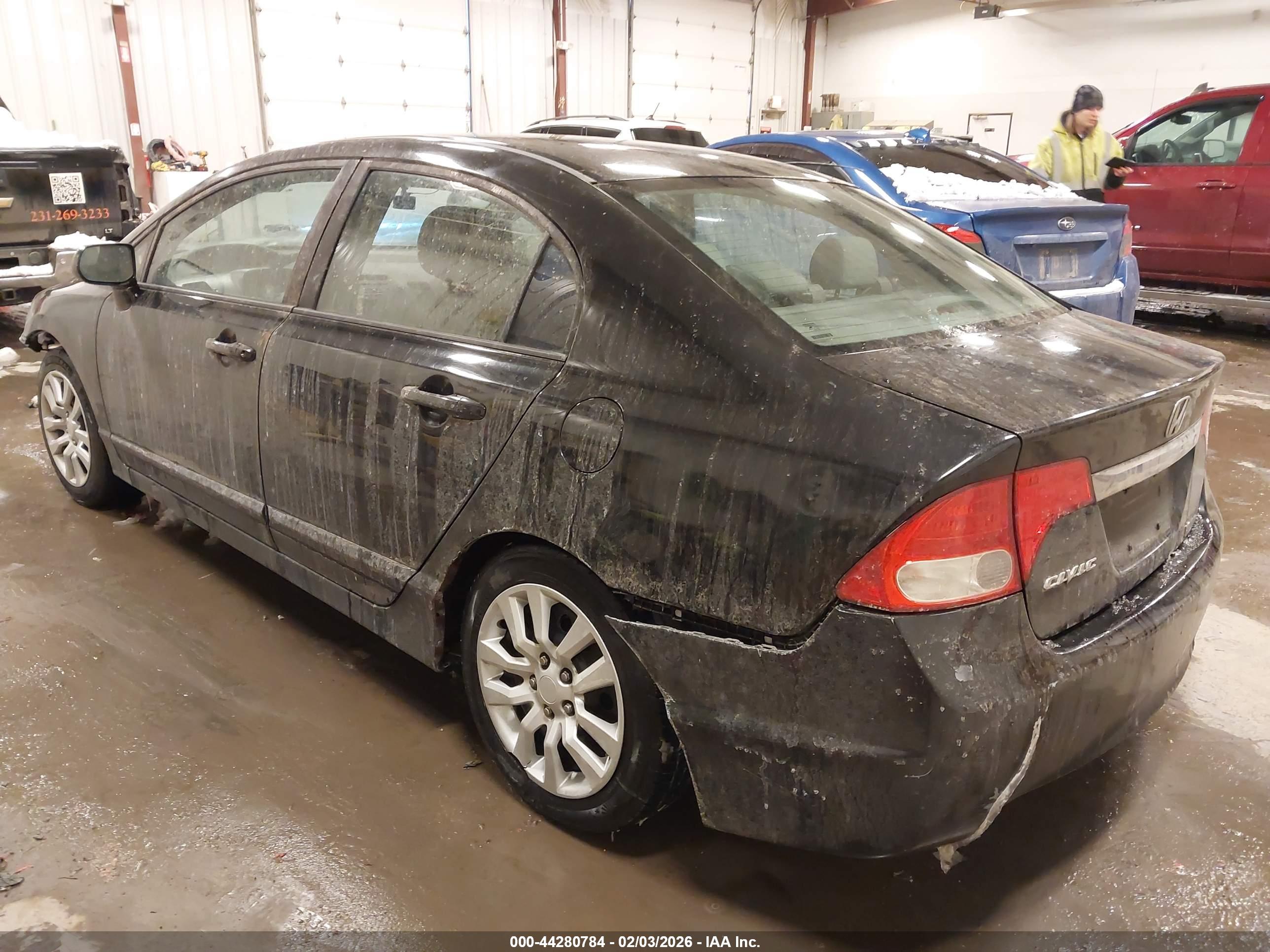 HONDA CIVIC image 3