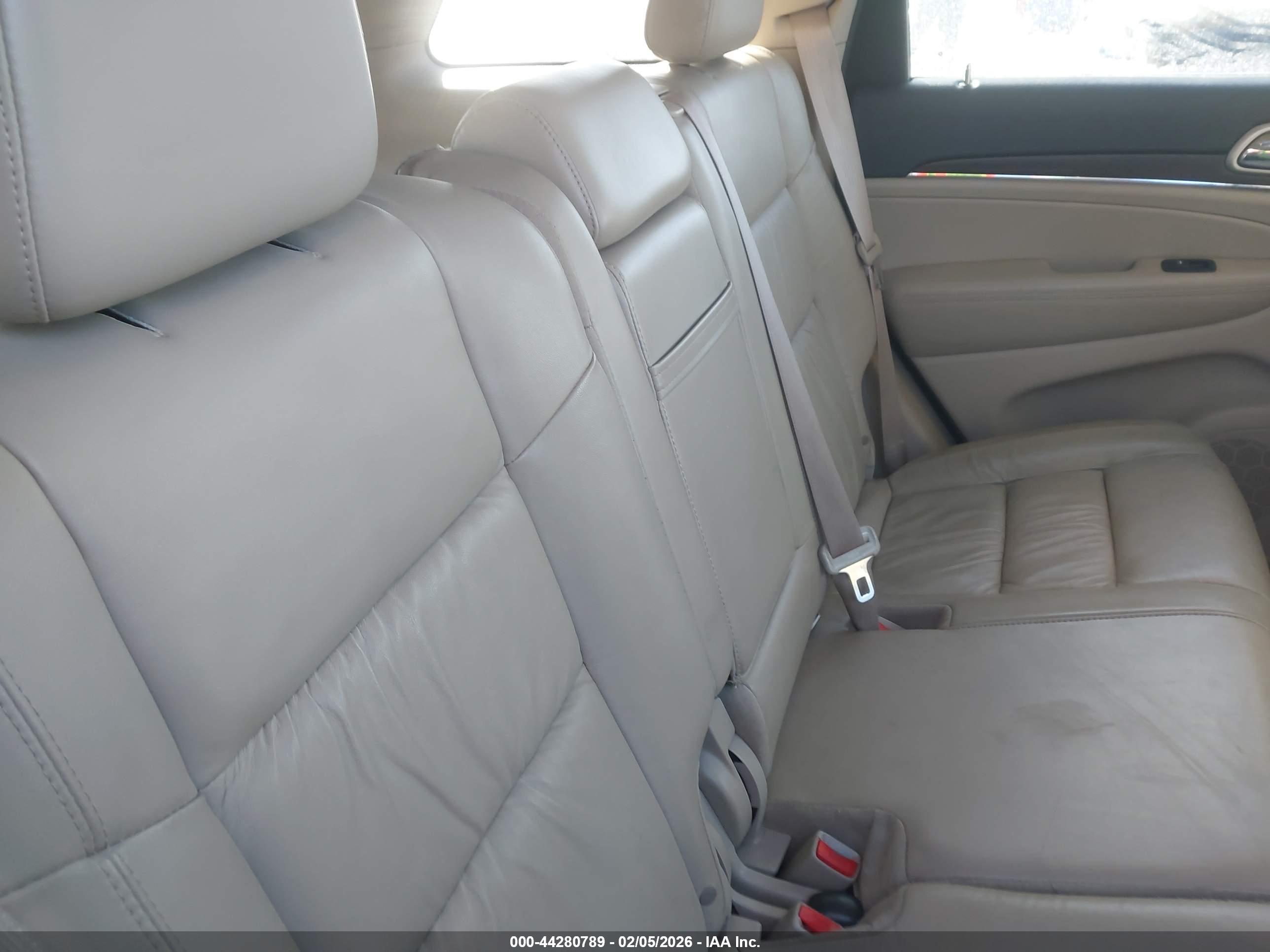 JEEP GRAND image 8
