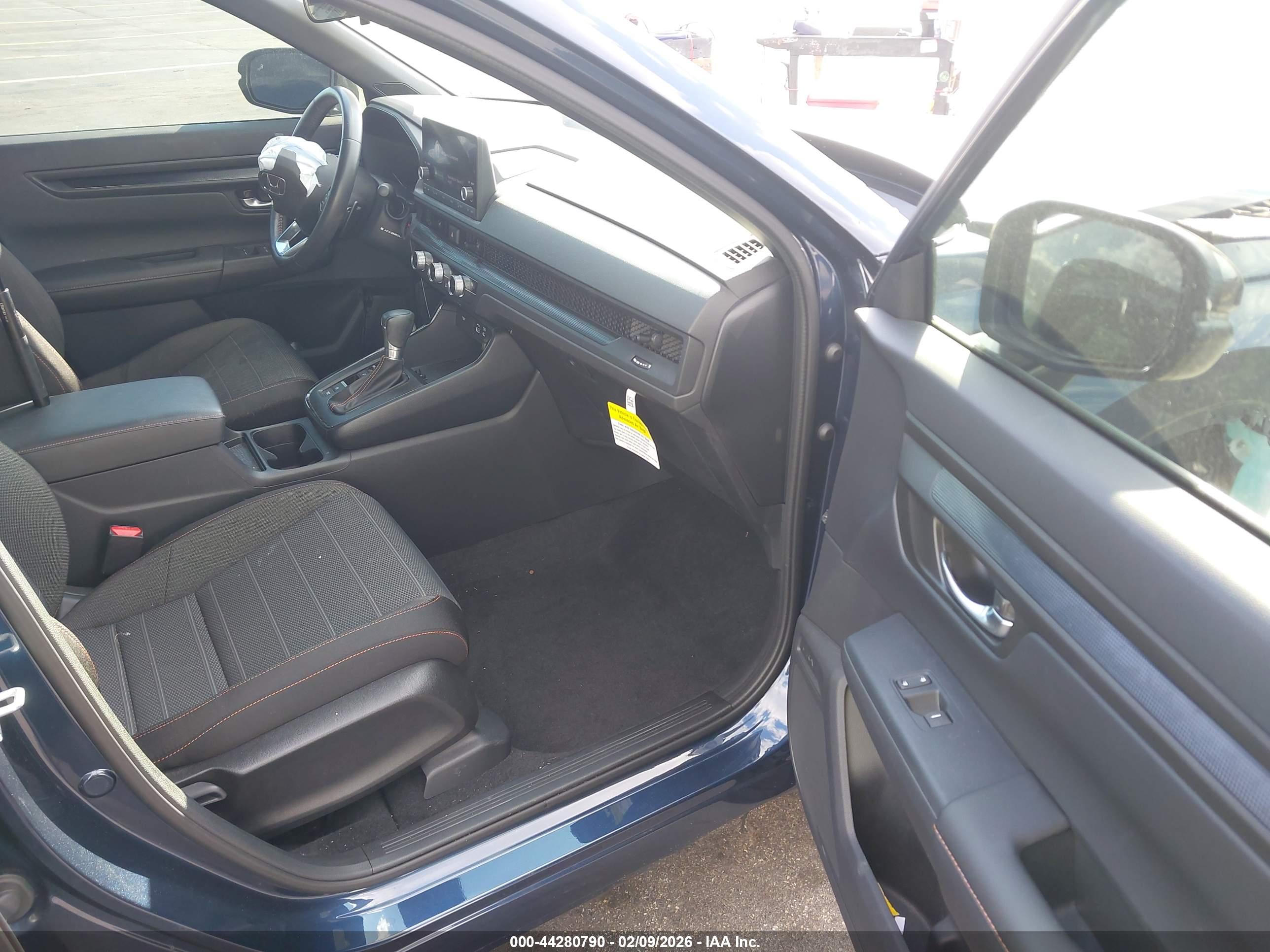 HONDA CR-V image 5