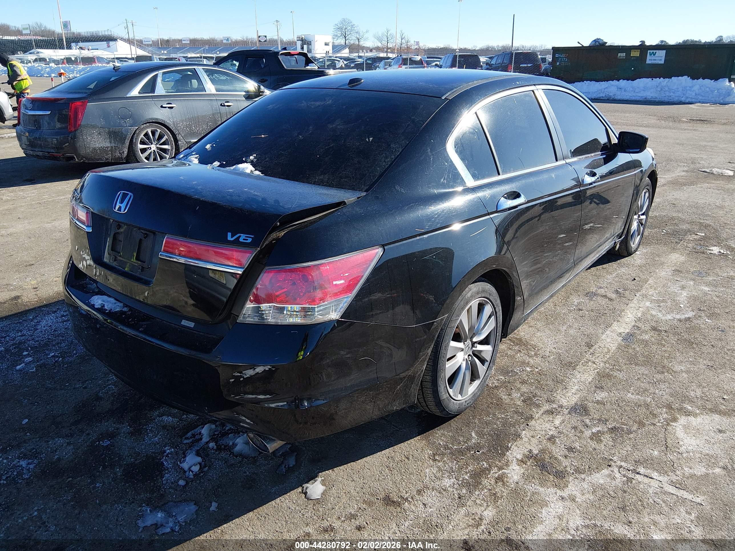 HONDA ACCORD image 4