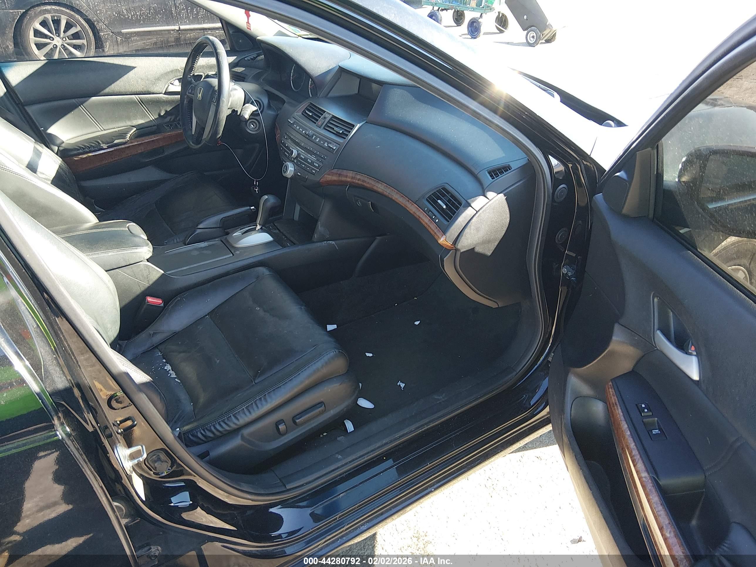 HONDA ACCORD image 5