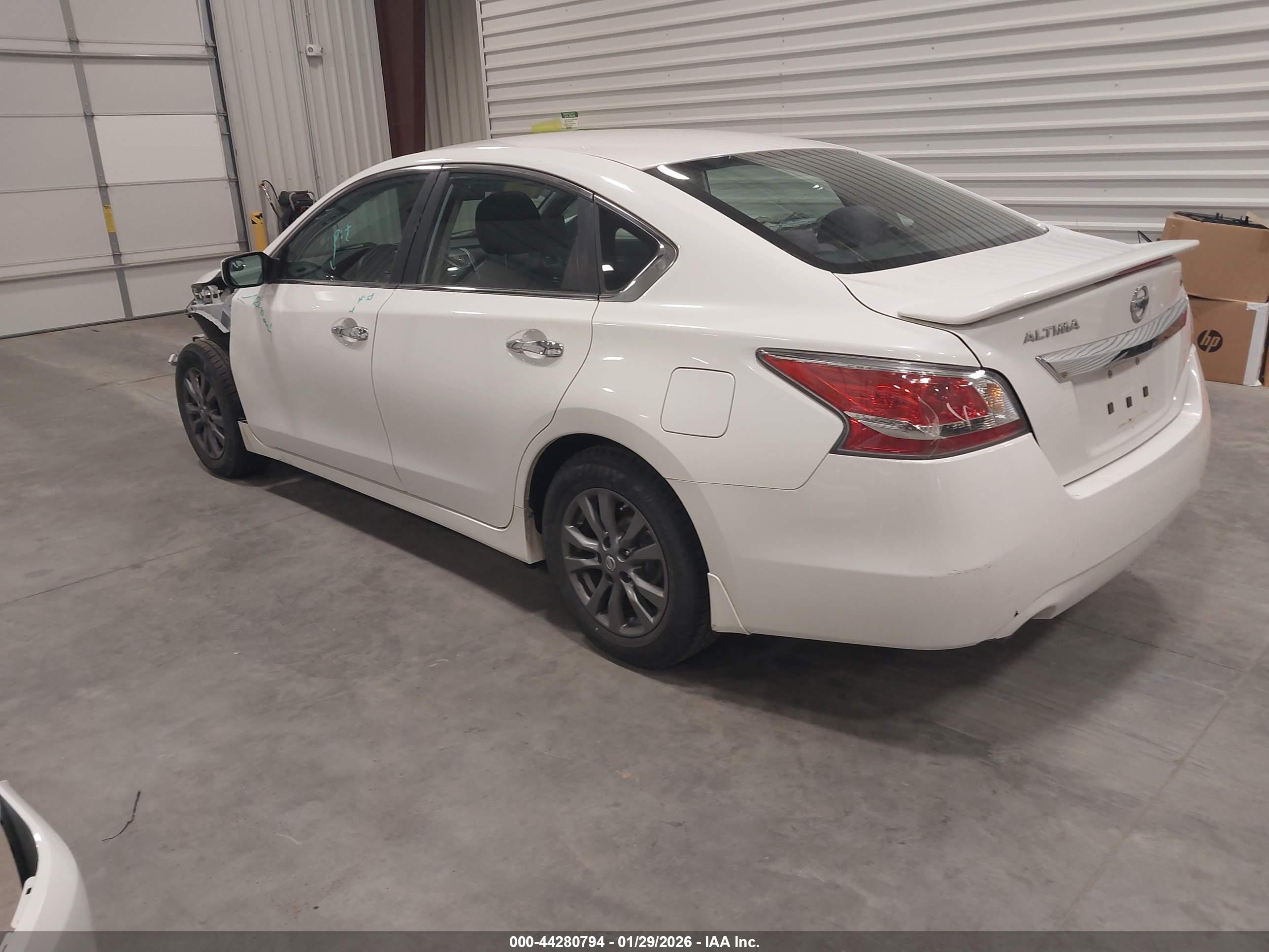 NISSAN ALTIMA image 3