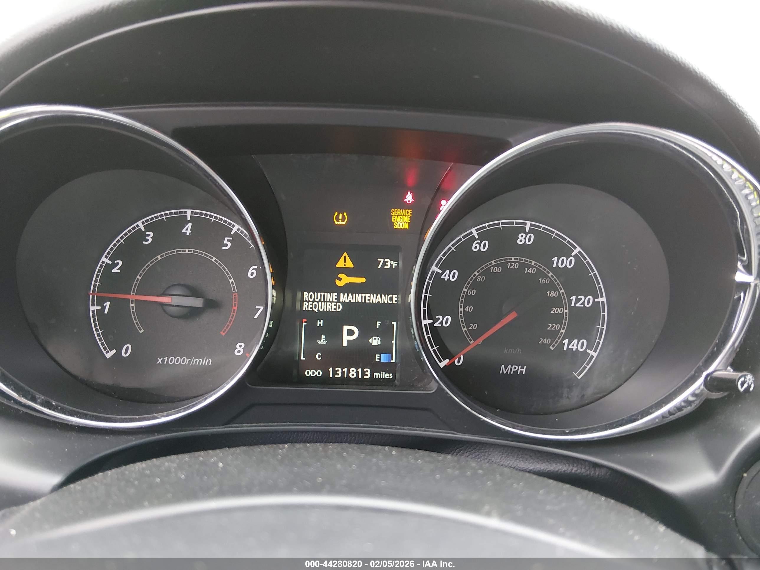 MITSUBISHI OUTLANDER image 7