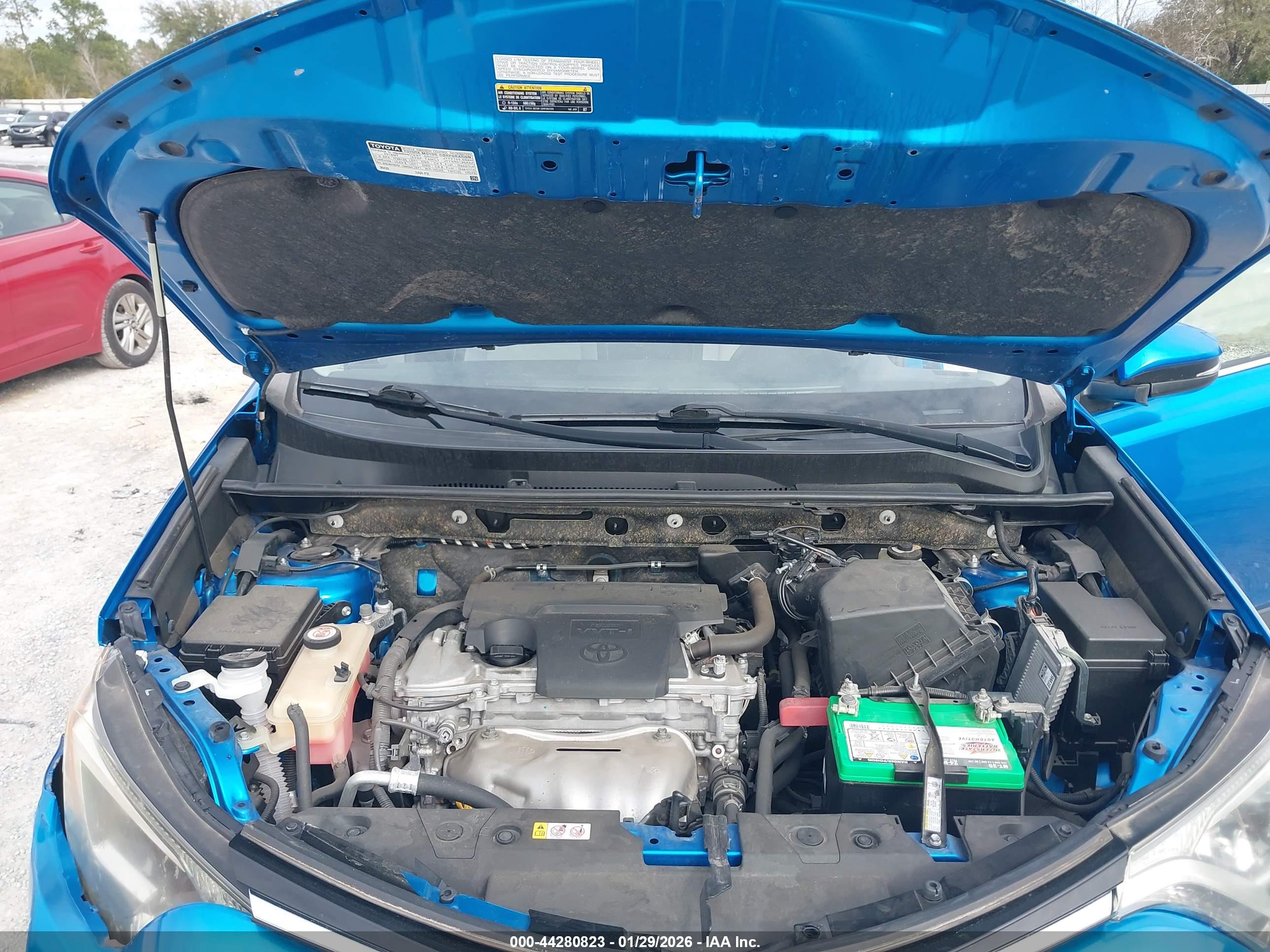 TOYOTA RAV4 image 10