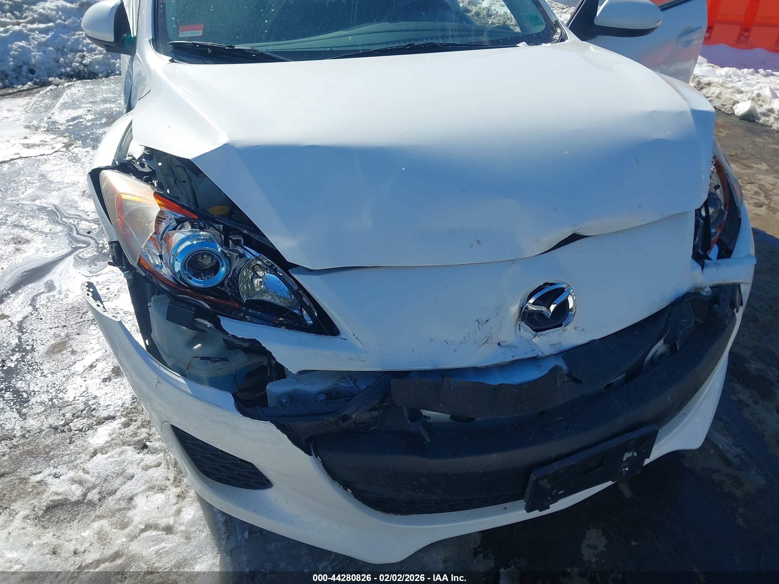 MAZDA MAZDA3 image 6
