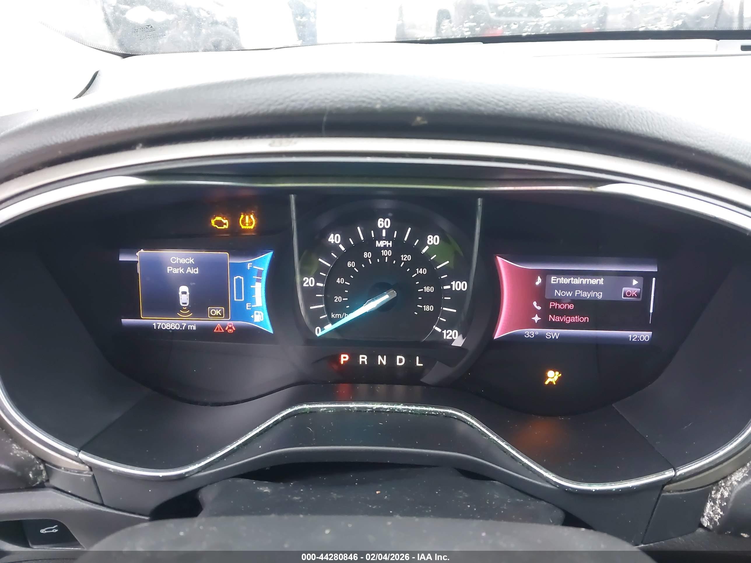 FORD FUSION image 7