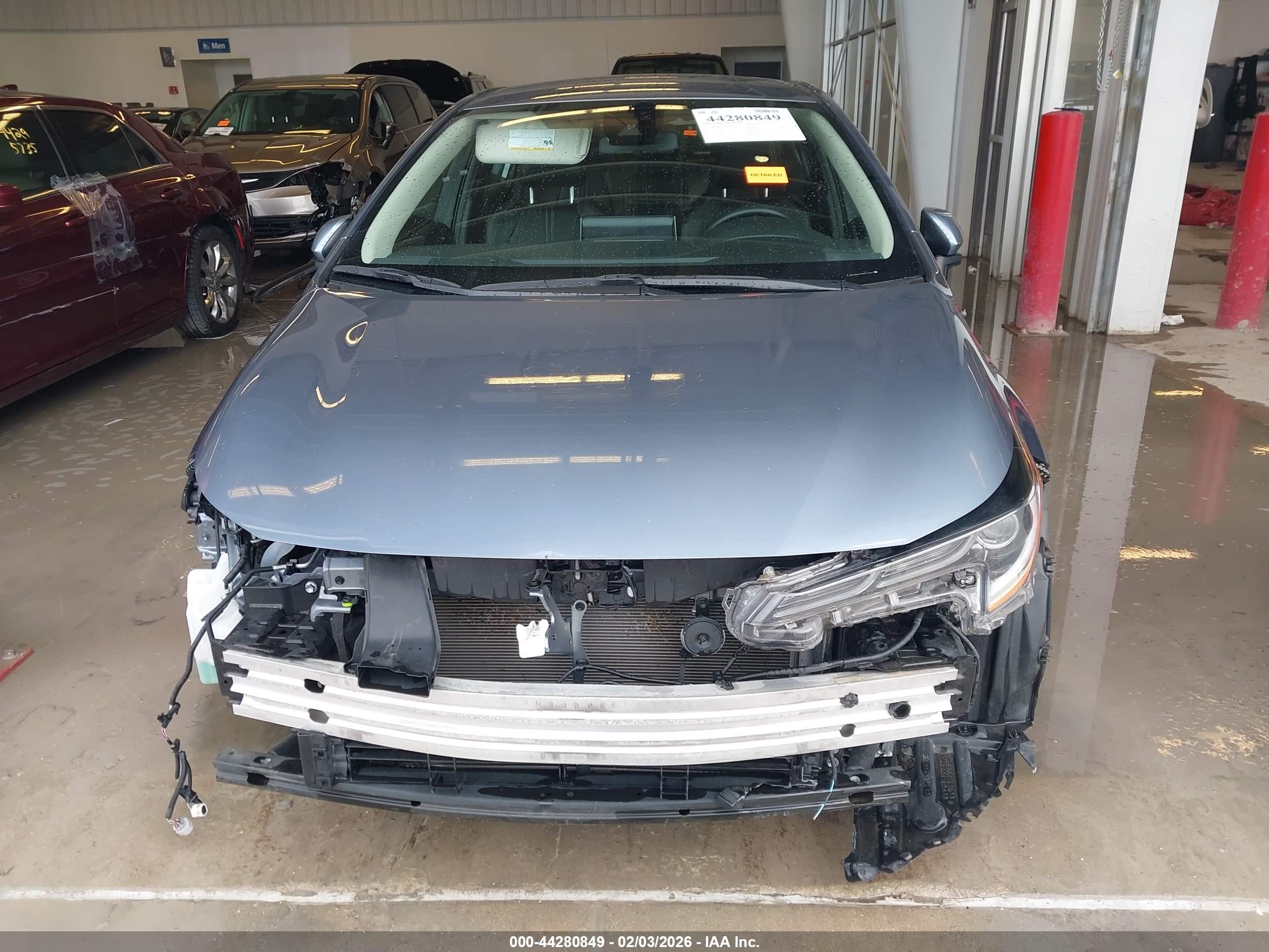 TOYOTA COROLLA image 6