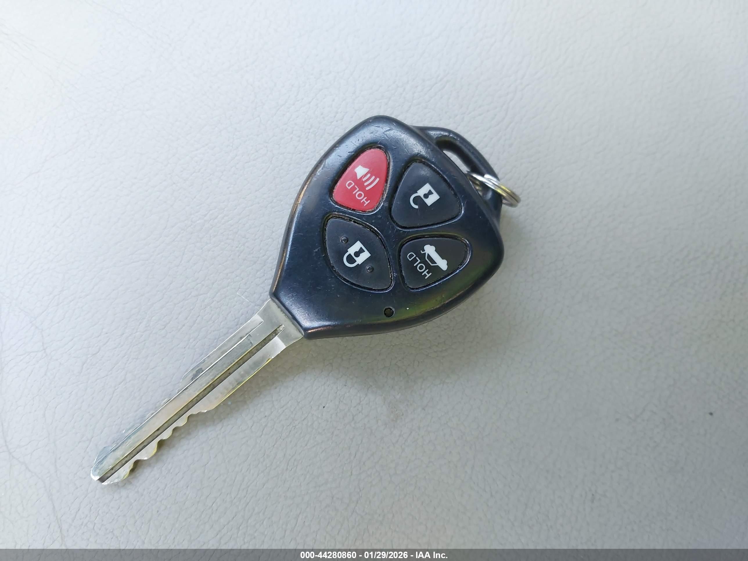 TOYOTA CAMRY image 11
